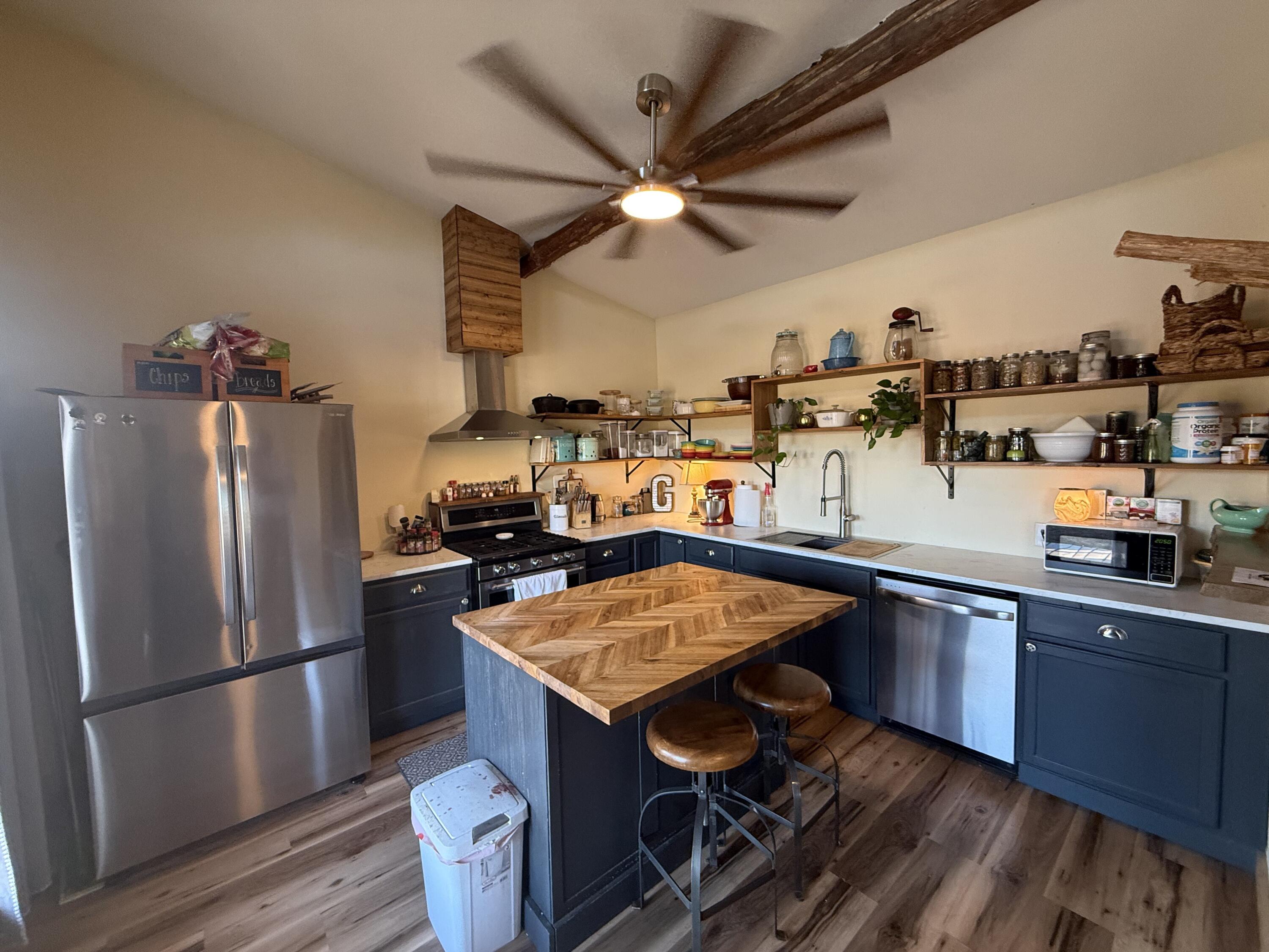 573 County Road Ab-230 Property Photo 6