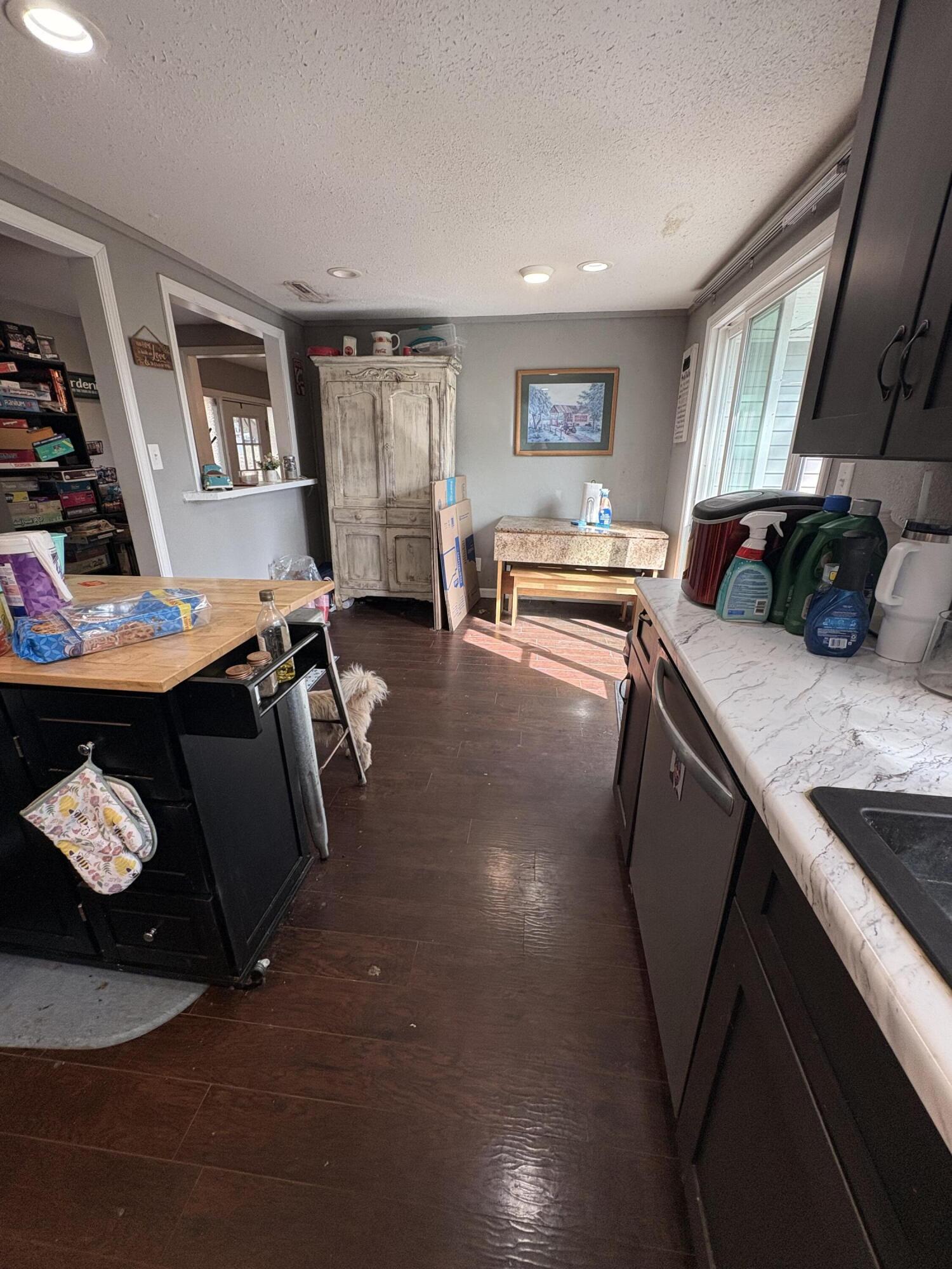 5494 West Farm Road 54 Property Photo 16