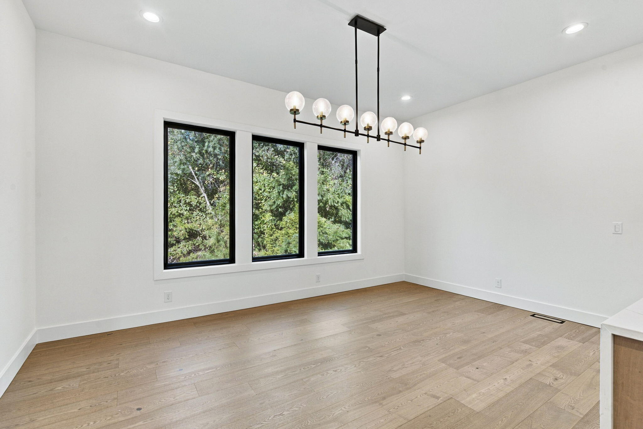 3875 Rose Avenue Property Photo 14
