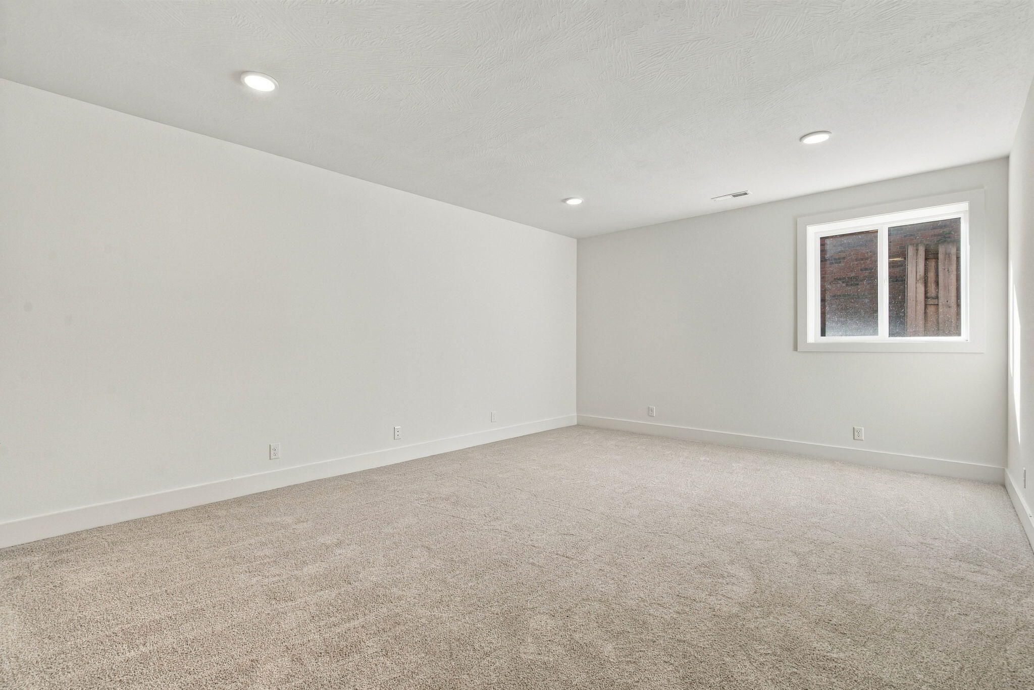 3875 Rose Avenue Property Photo 29