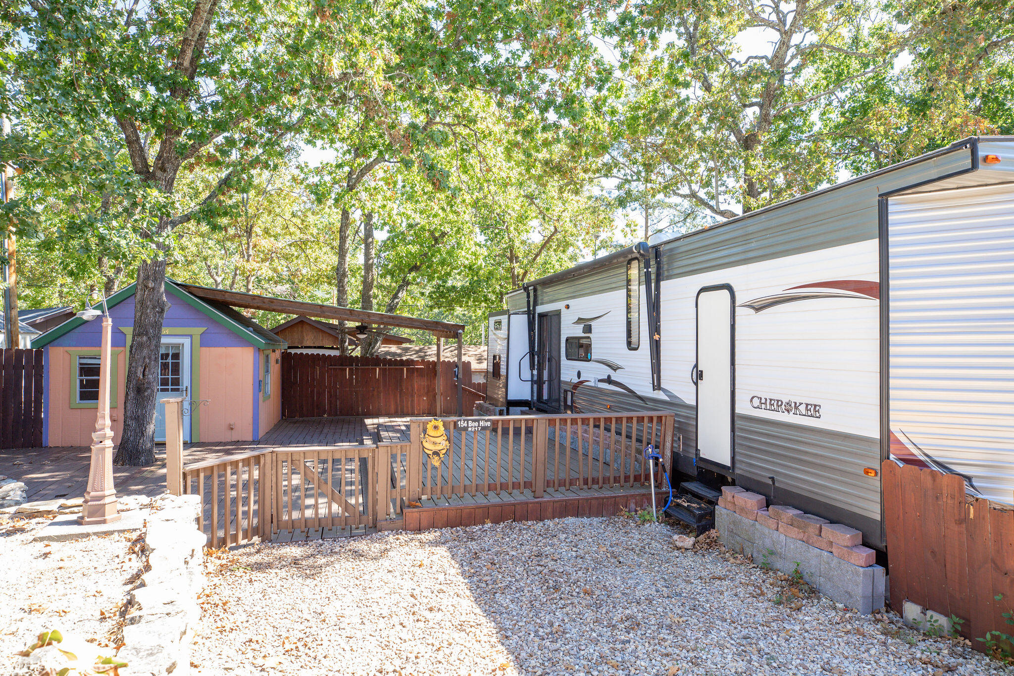 154 Bee Hive Property Photo 3
