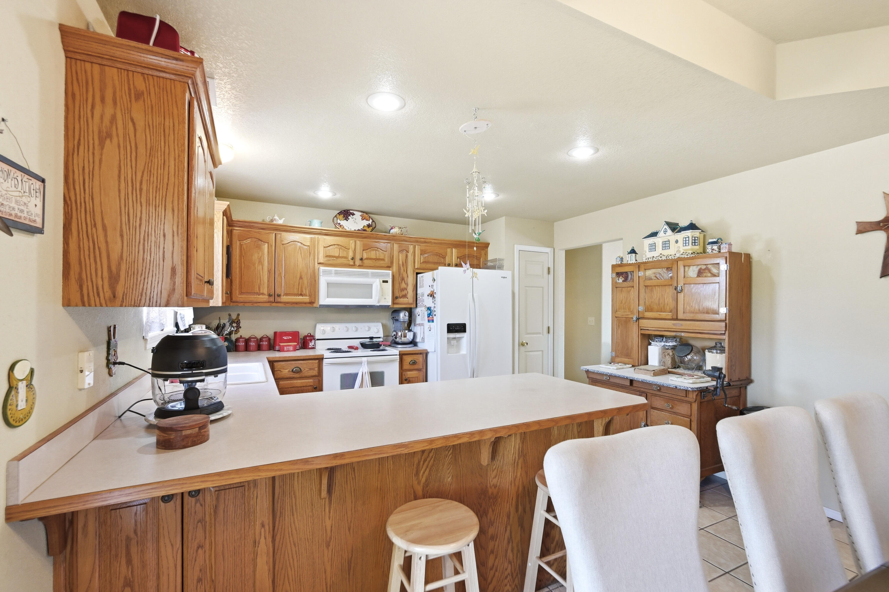 217 South Parkmor Drive Property Photo 11