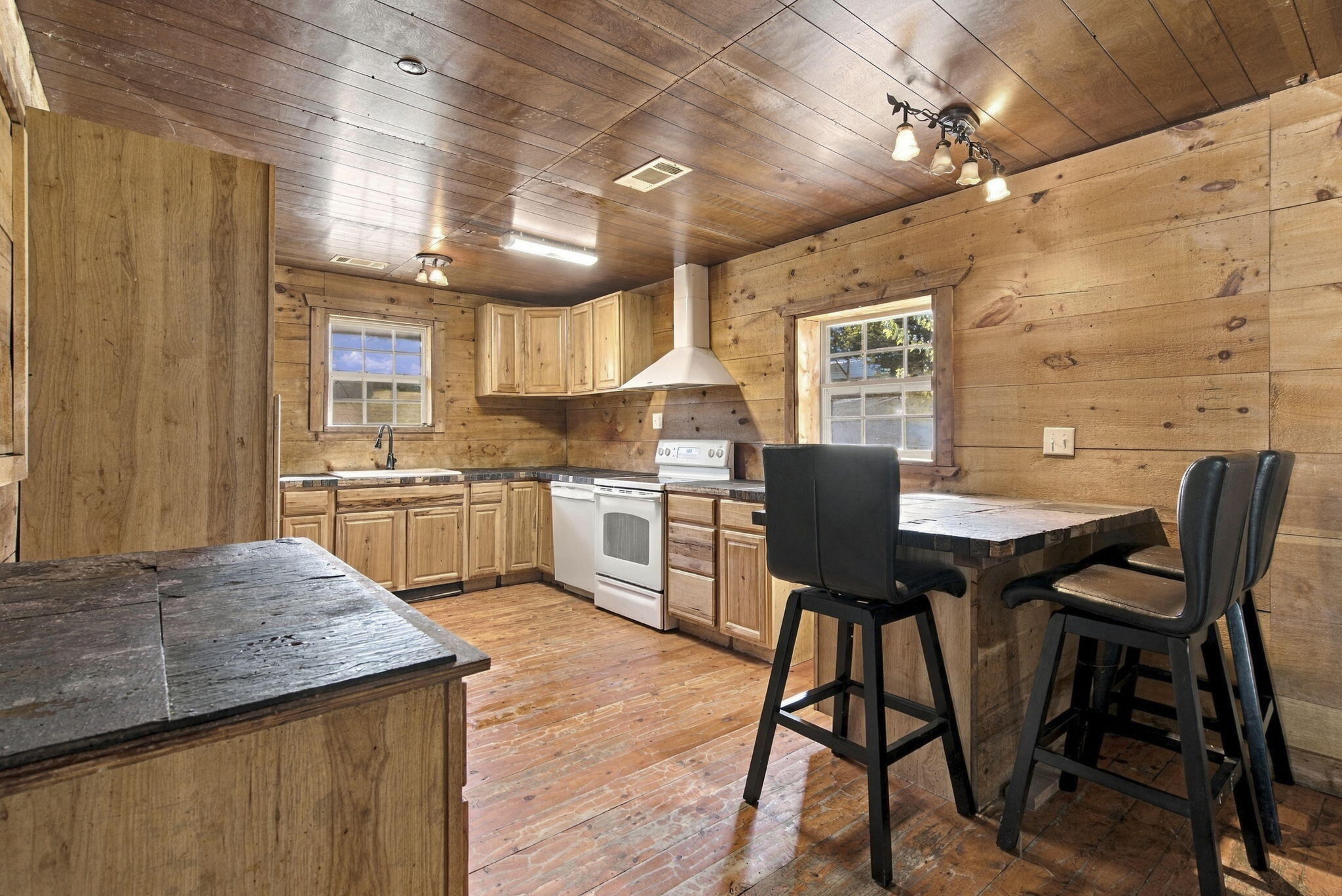 25112 Farm Road 1263 Property Photo 13