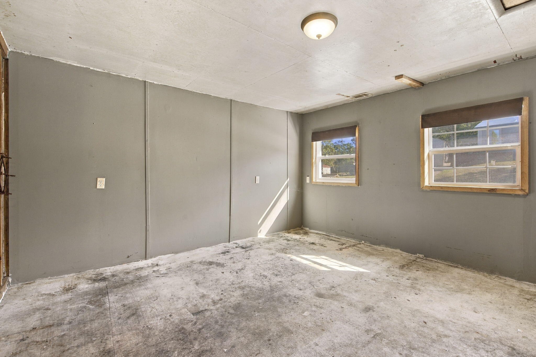 25112 Farm Road 1263 Property Photo 22
