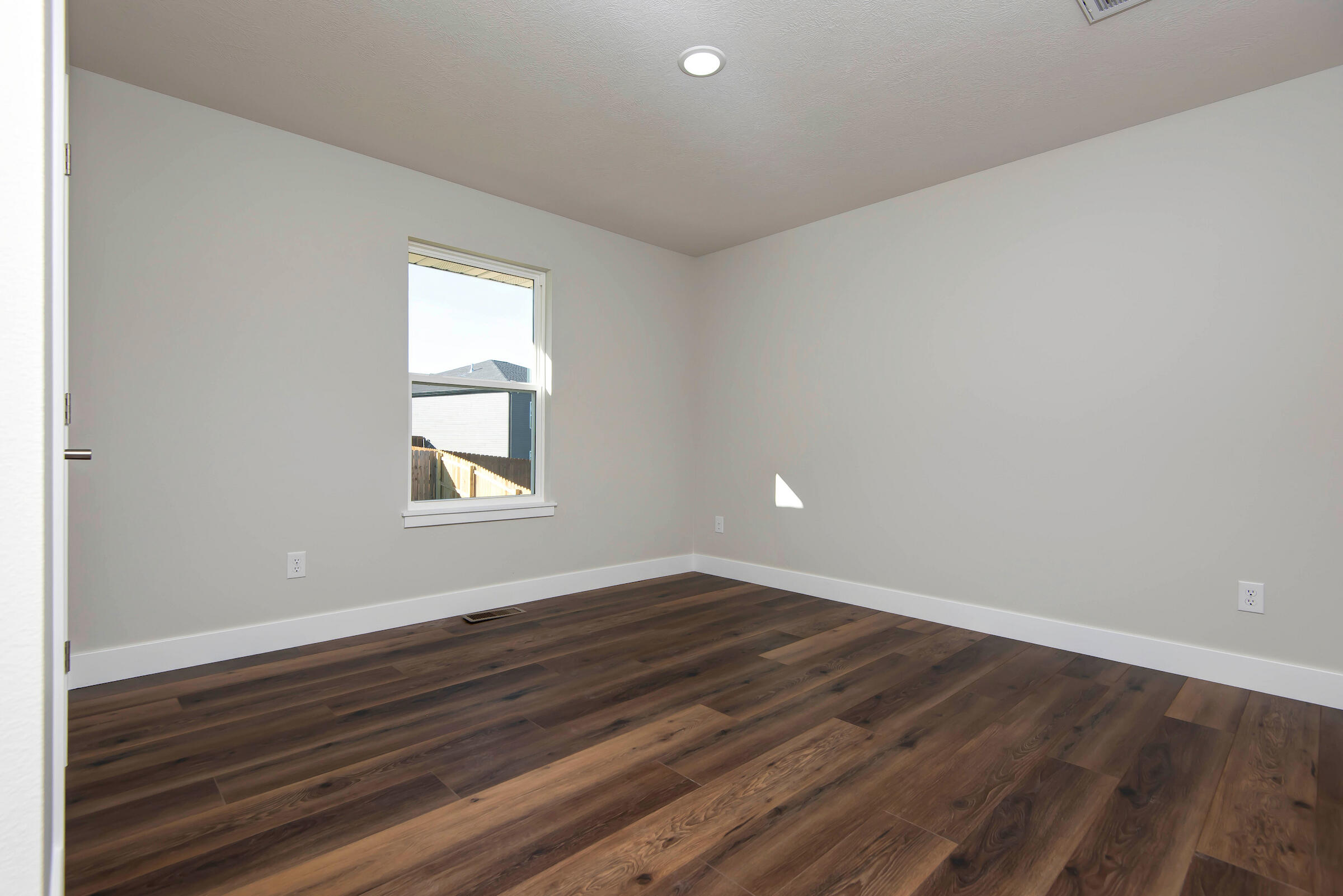 2612 West Pigeon Drive Property Photo 25