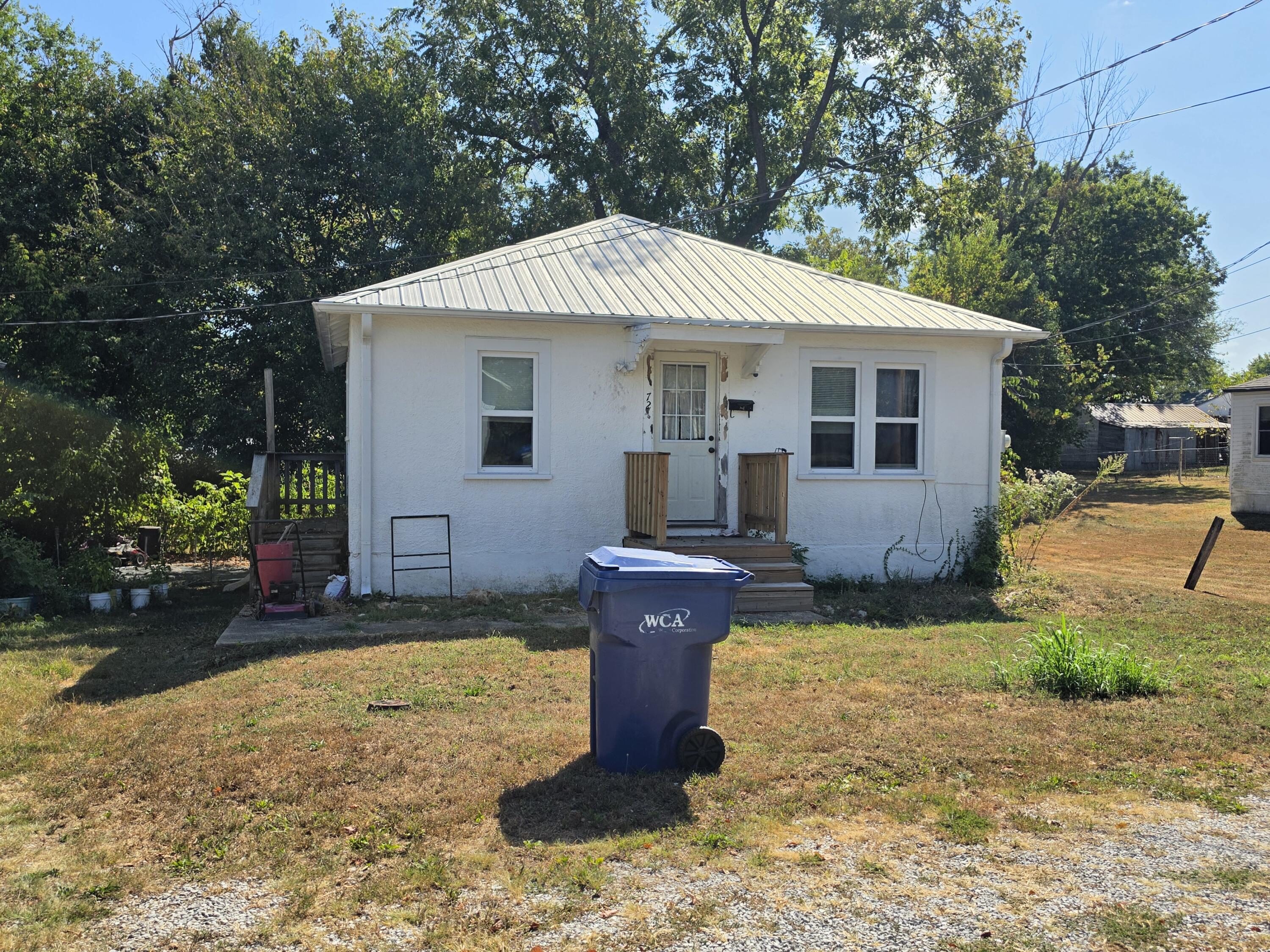 716 Augusta Street Property Photo 2