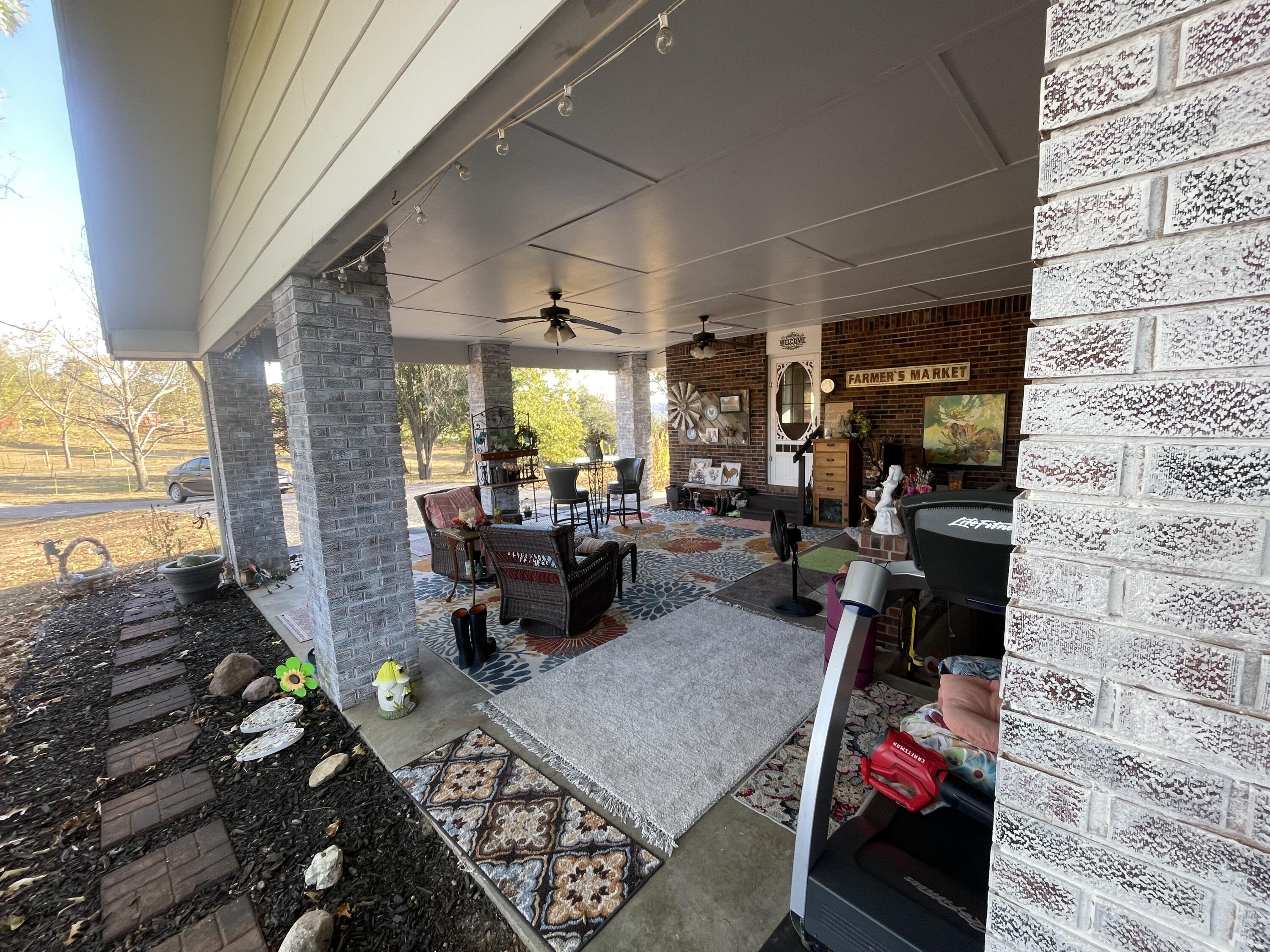 328 Cougar Ridge Lane Property Photo 4