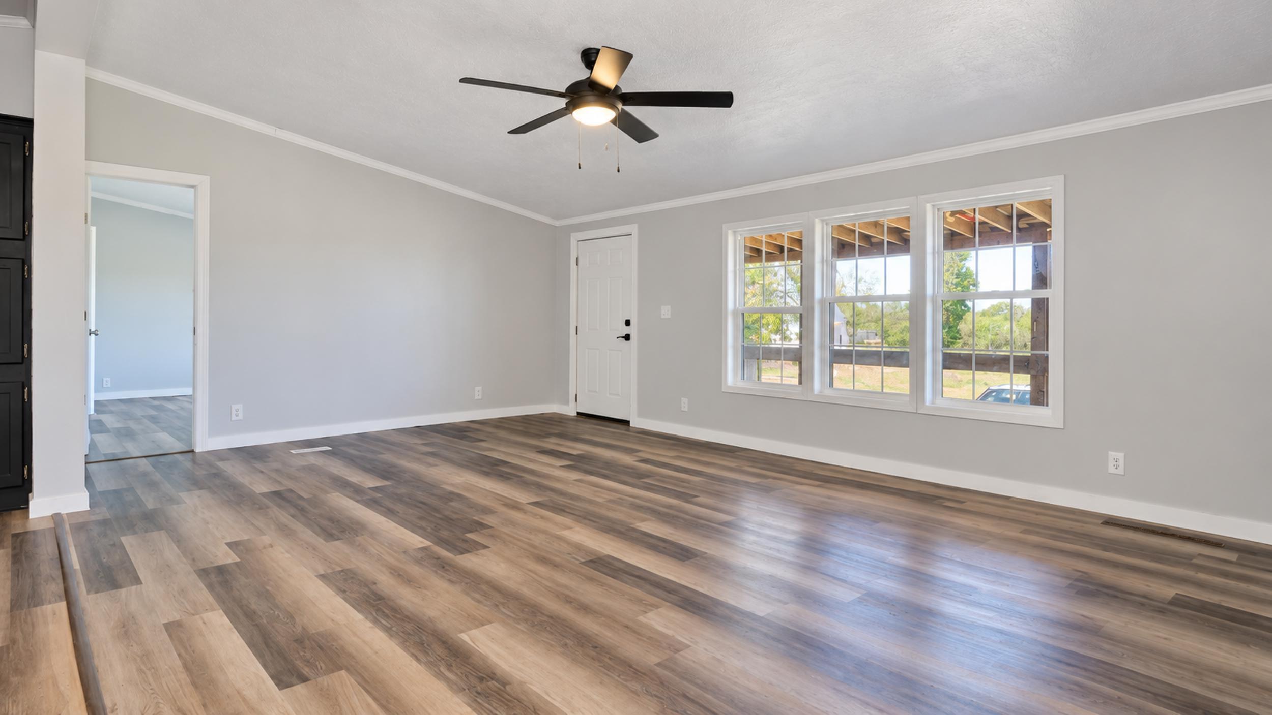 2570 State Route U Property Photo 6