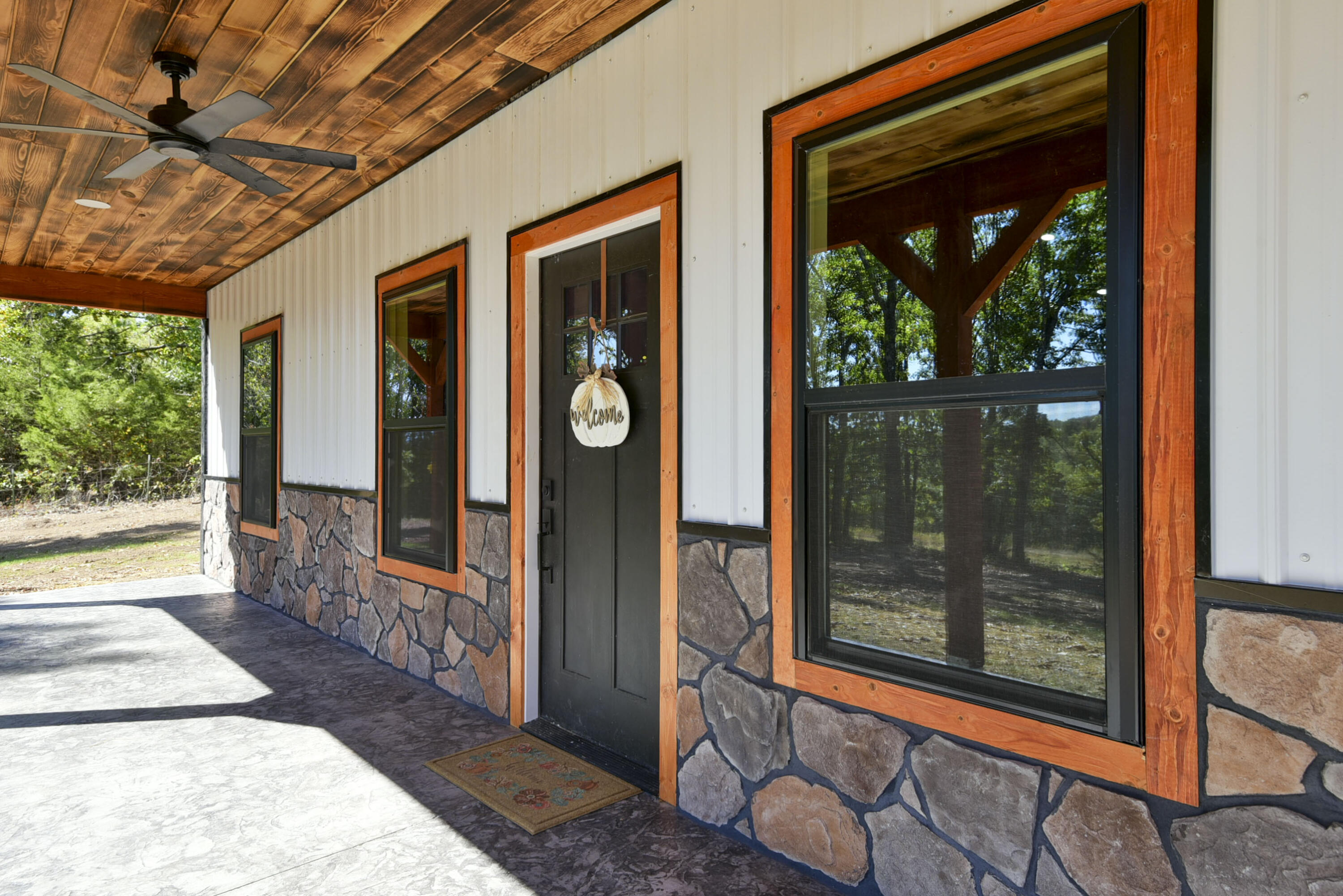 2589 State Highway Oo Property Photo 1