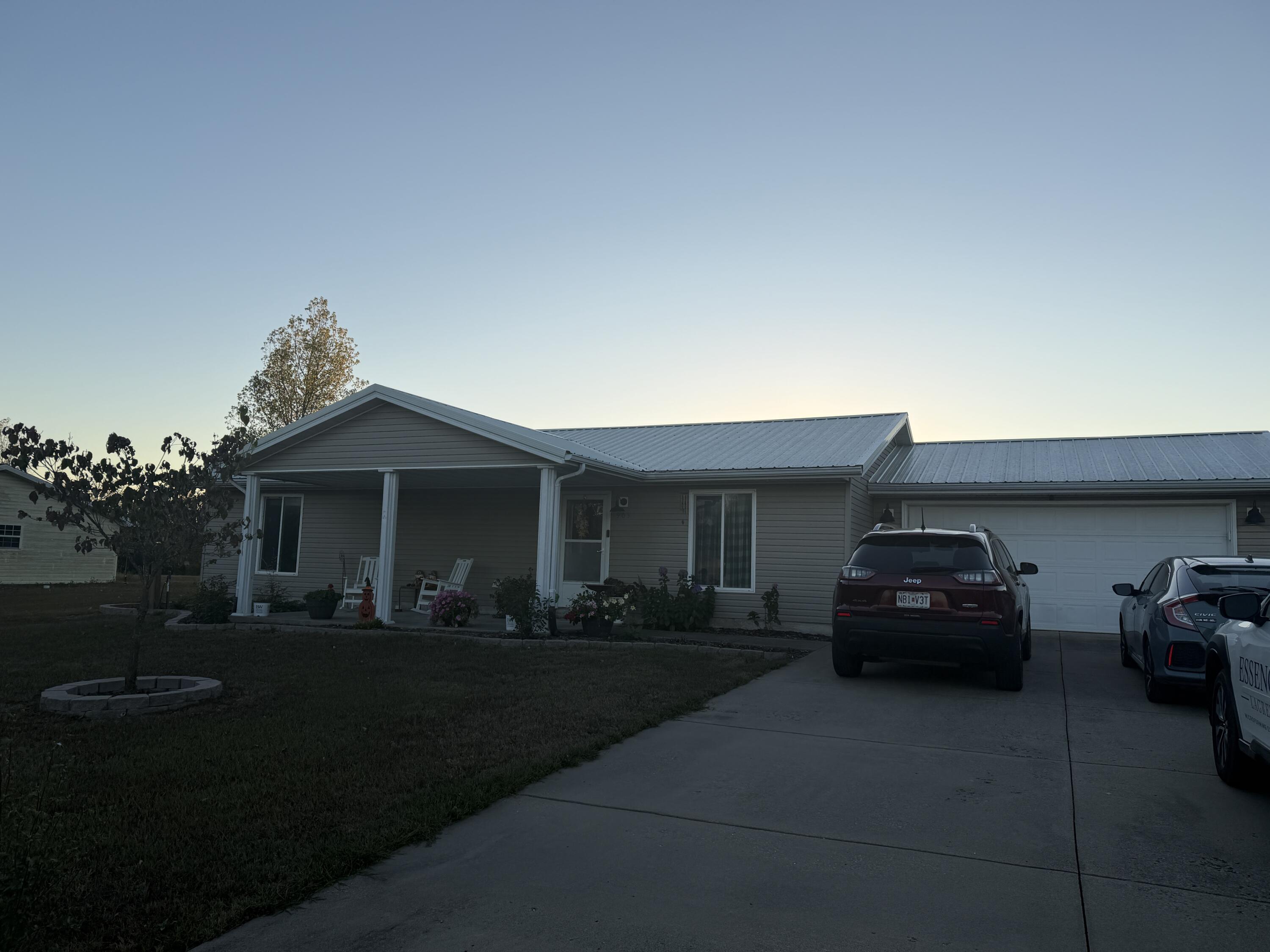 903 North Alberta Street Property Photo 1