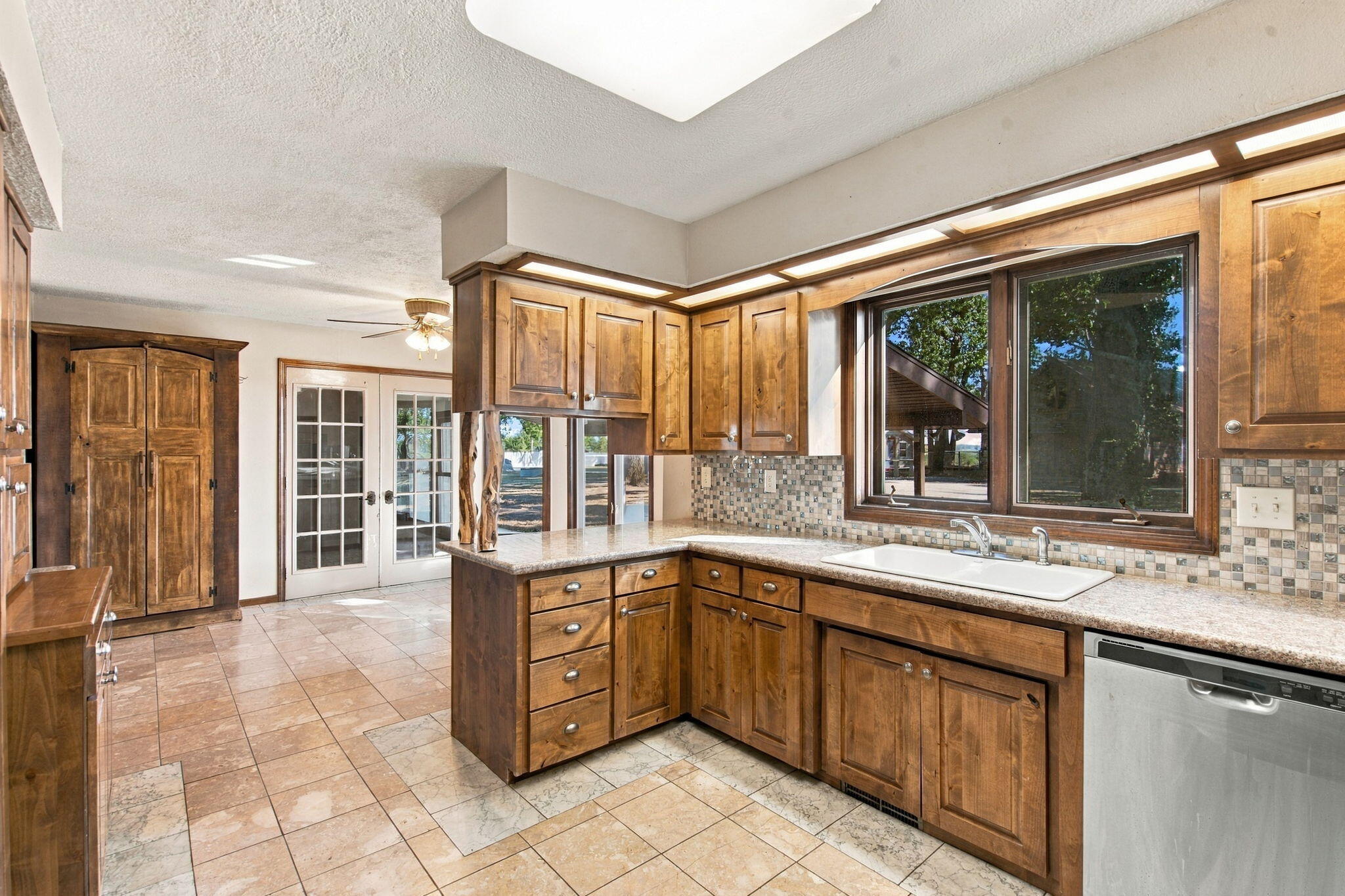 12940 West Farm Road 34 Property Photo 8