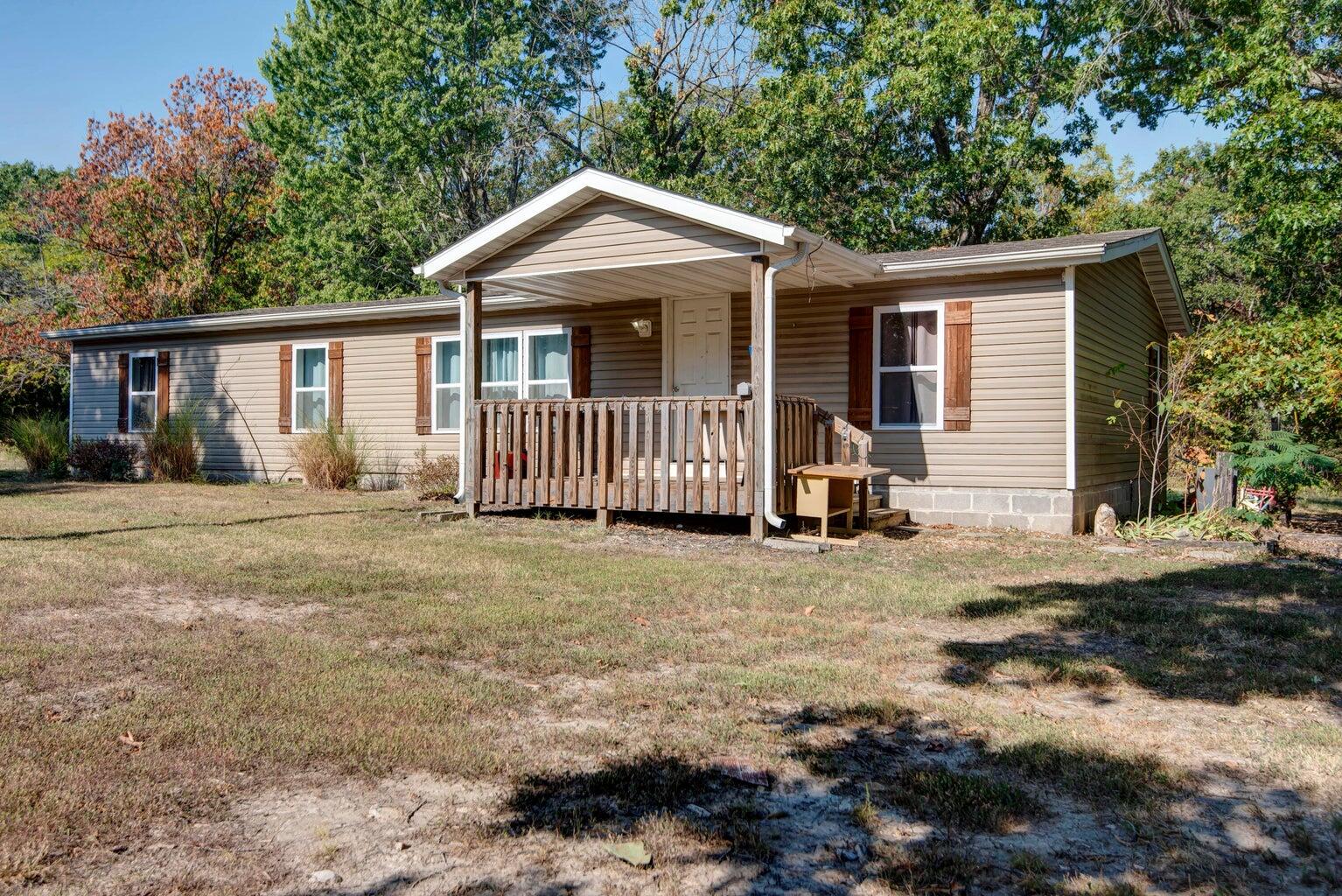 7197 North State Highway 125 Property Photo 1