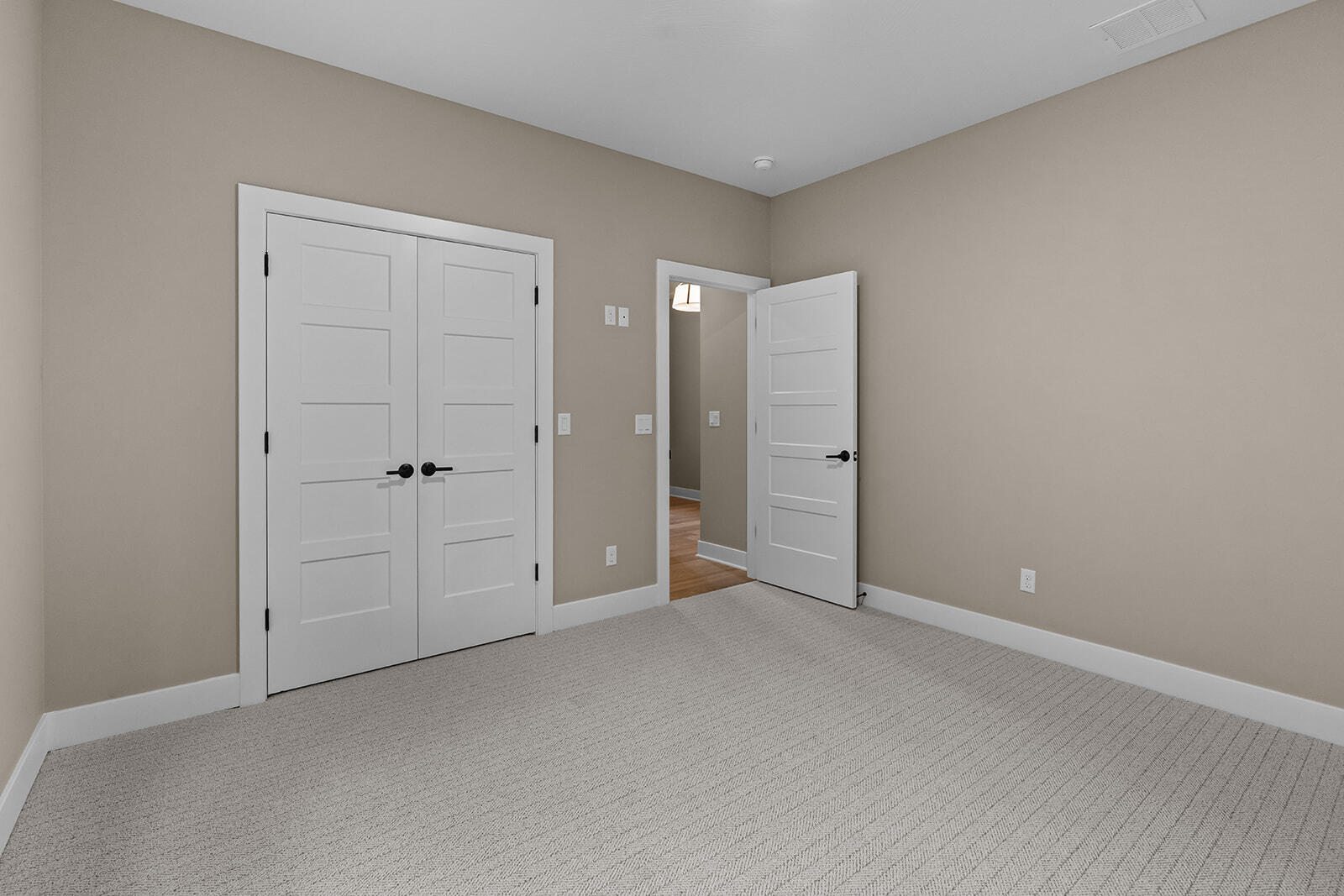 5786 South Brightwater Trail Property Photo 9