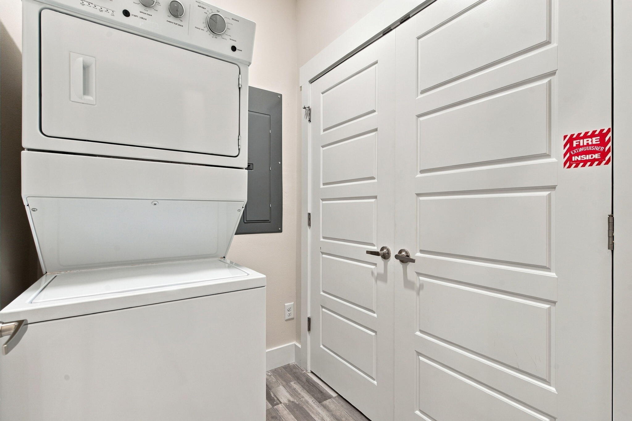 111 Chateau Mountain Lane Property Photo 30