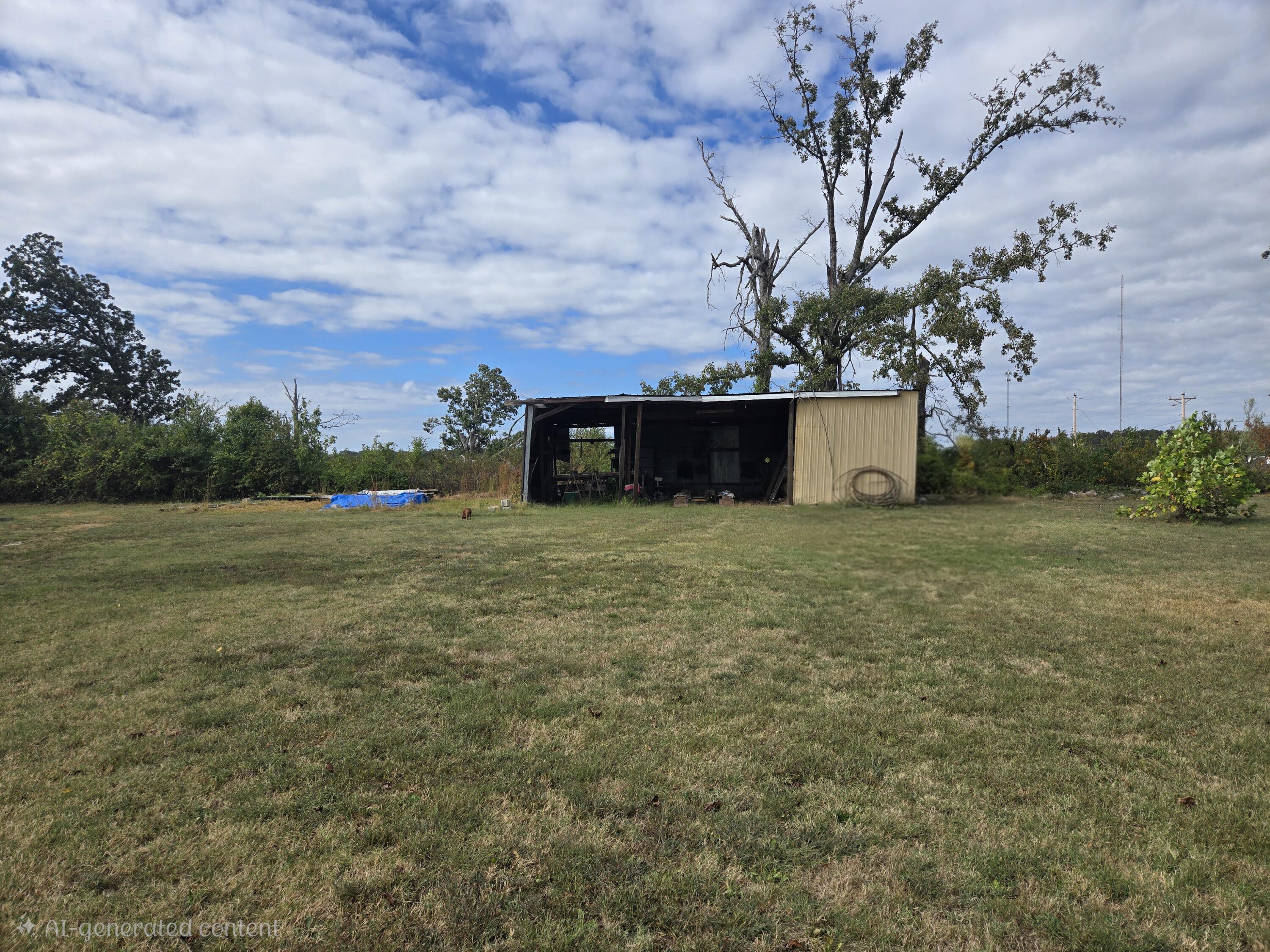 946 County Road 3670 Property Photo 18