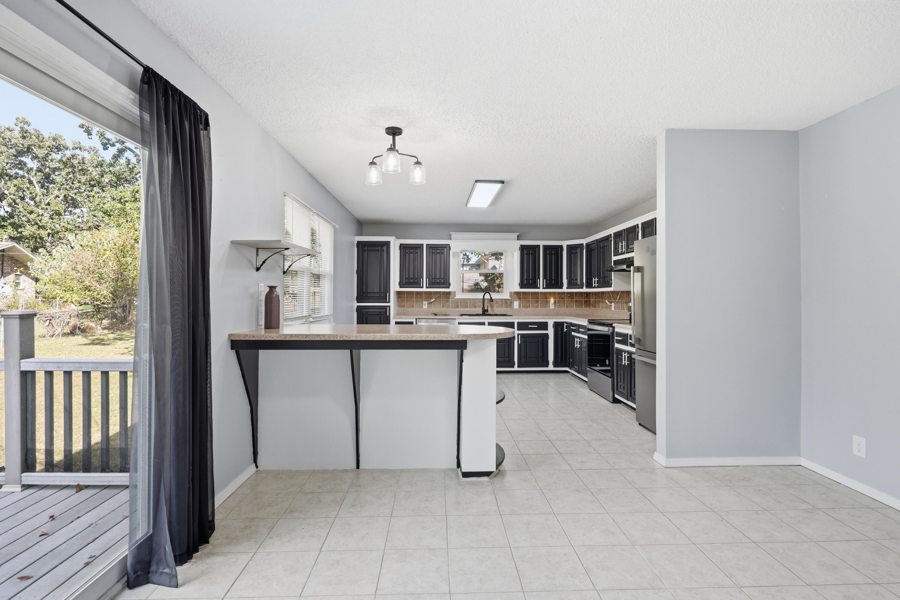 2905 Southern Hills Drive Property Photo 14