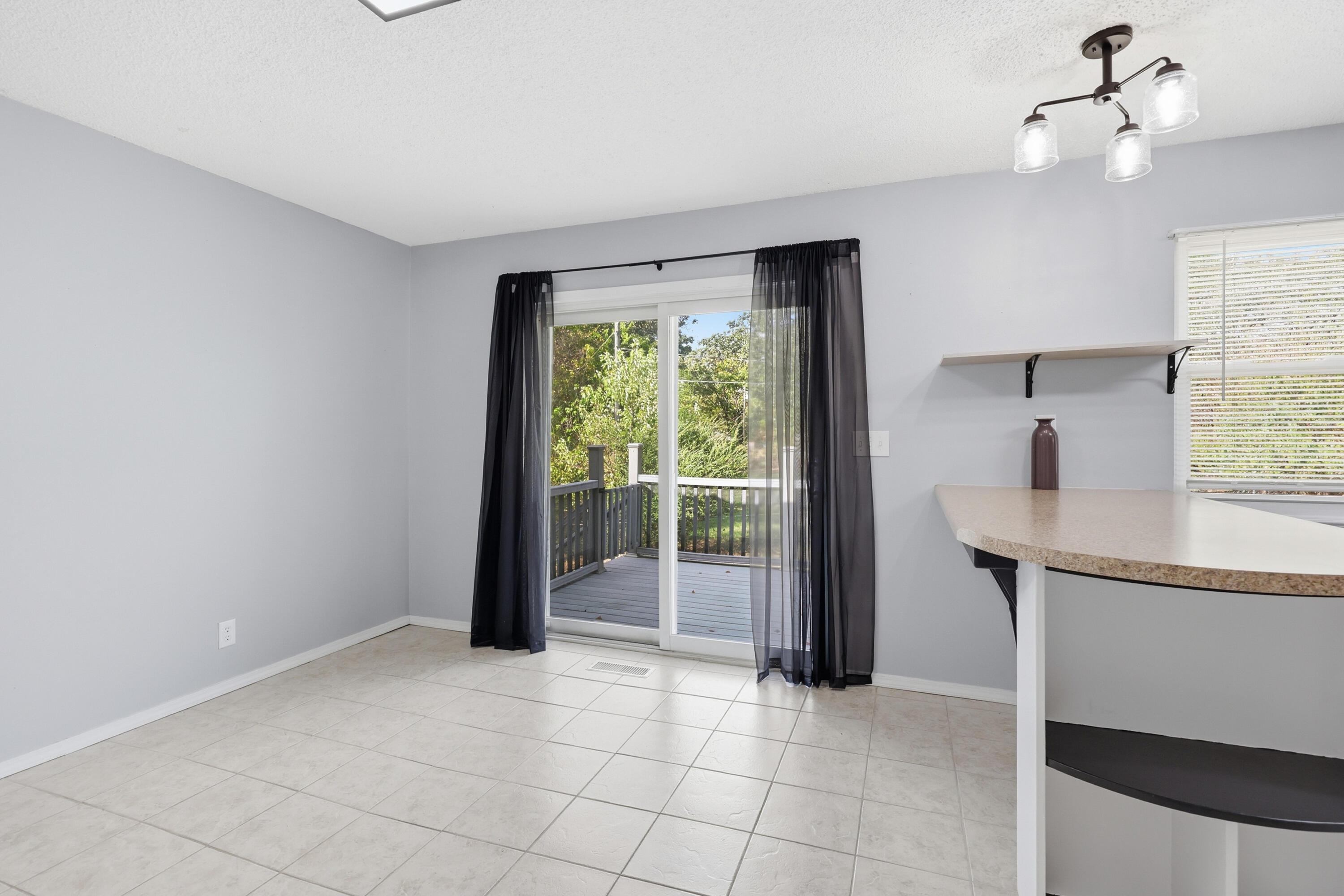2905 Southern Hills Drive Property Photo 15