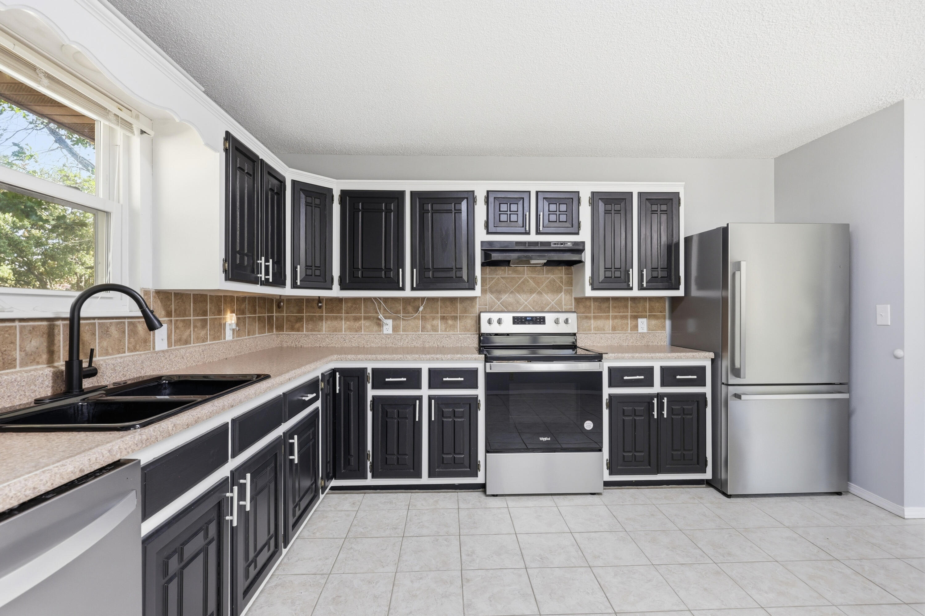 2905 Southern Hills Drive Property Photo 19