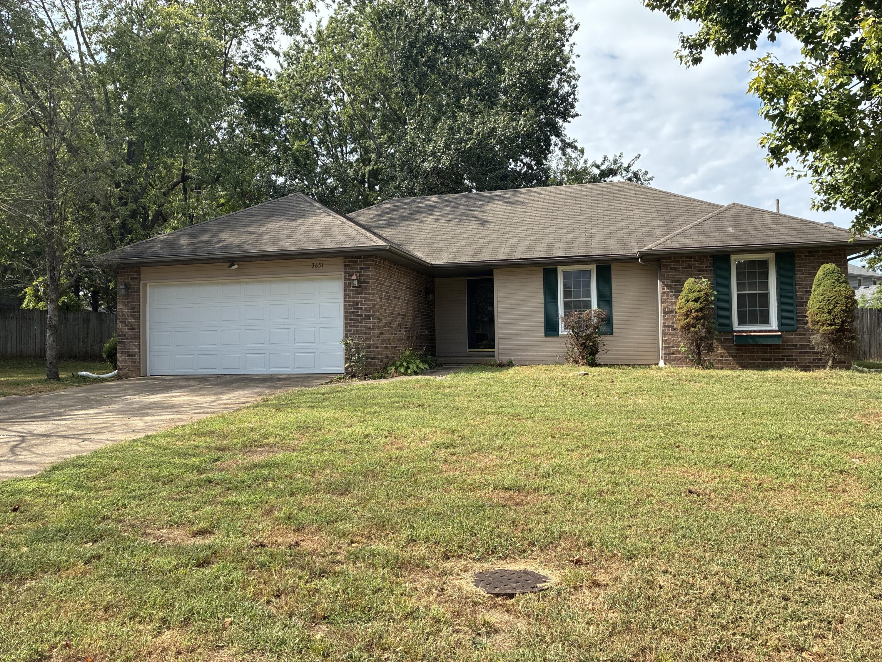 3651 South Meadowlark Avenue Property Photo 1