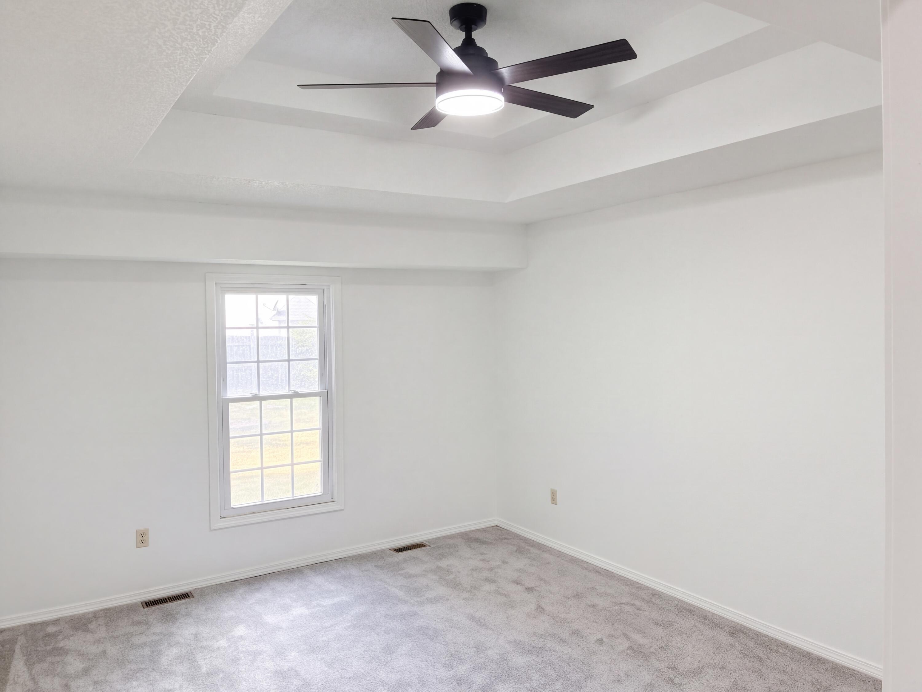3651 South Meadowlark Avenue Property Photo 4