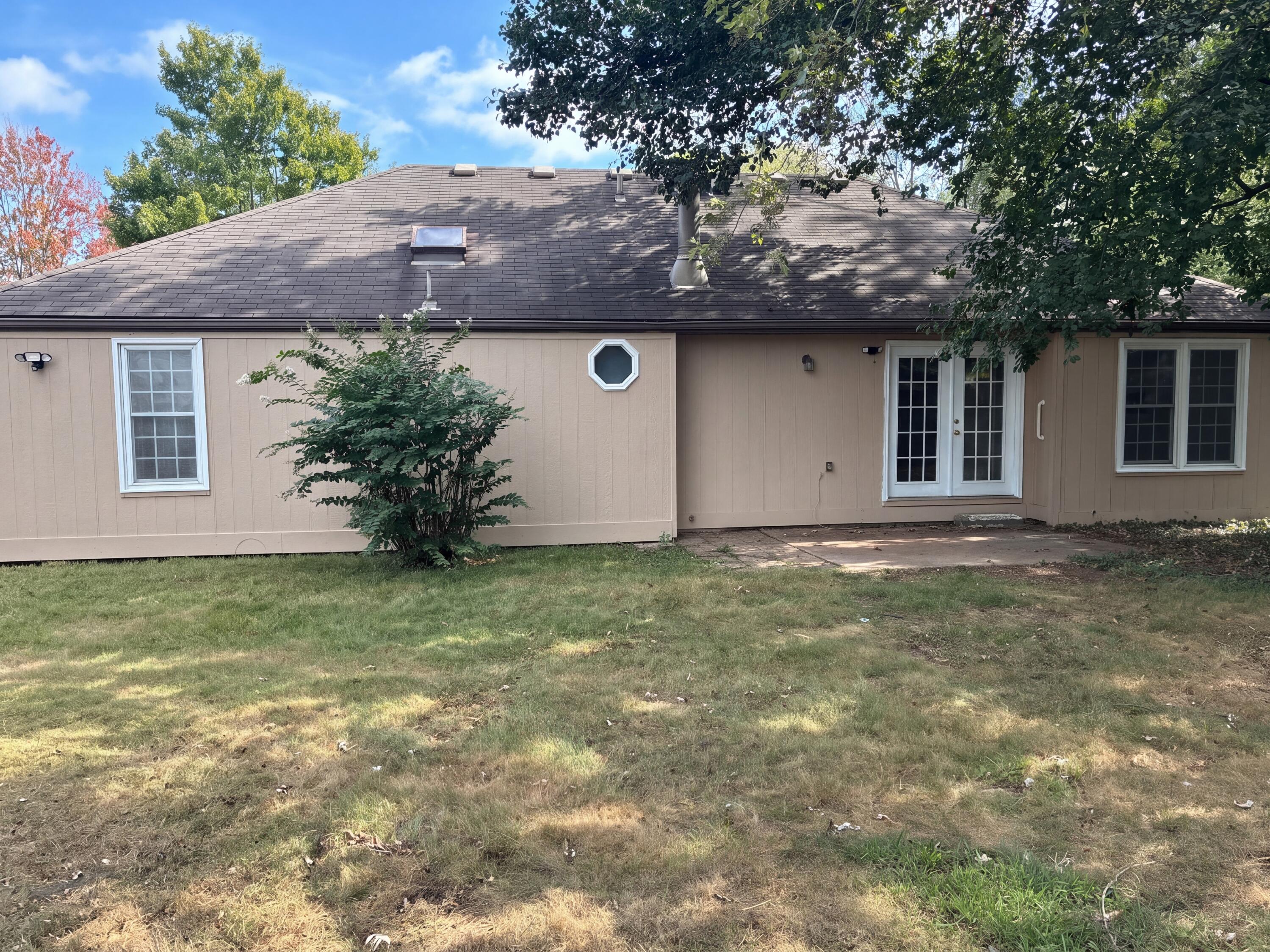 3651 South Meadowlark Avenue Property Photo 5