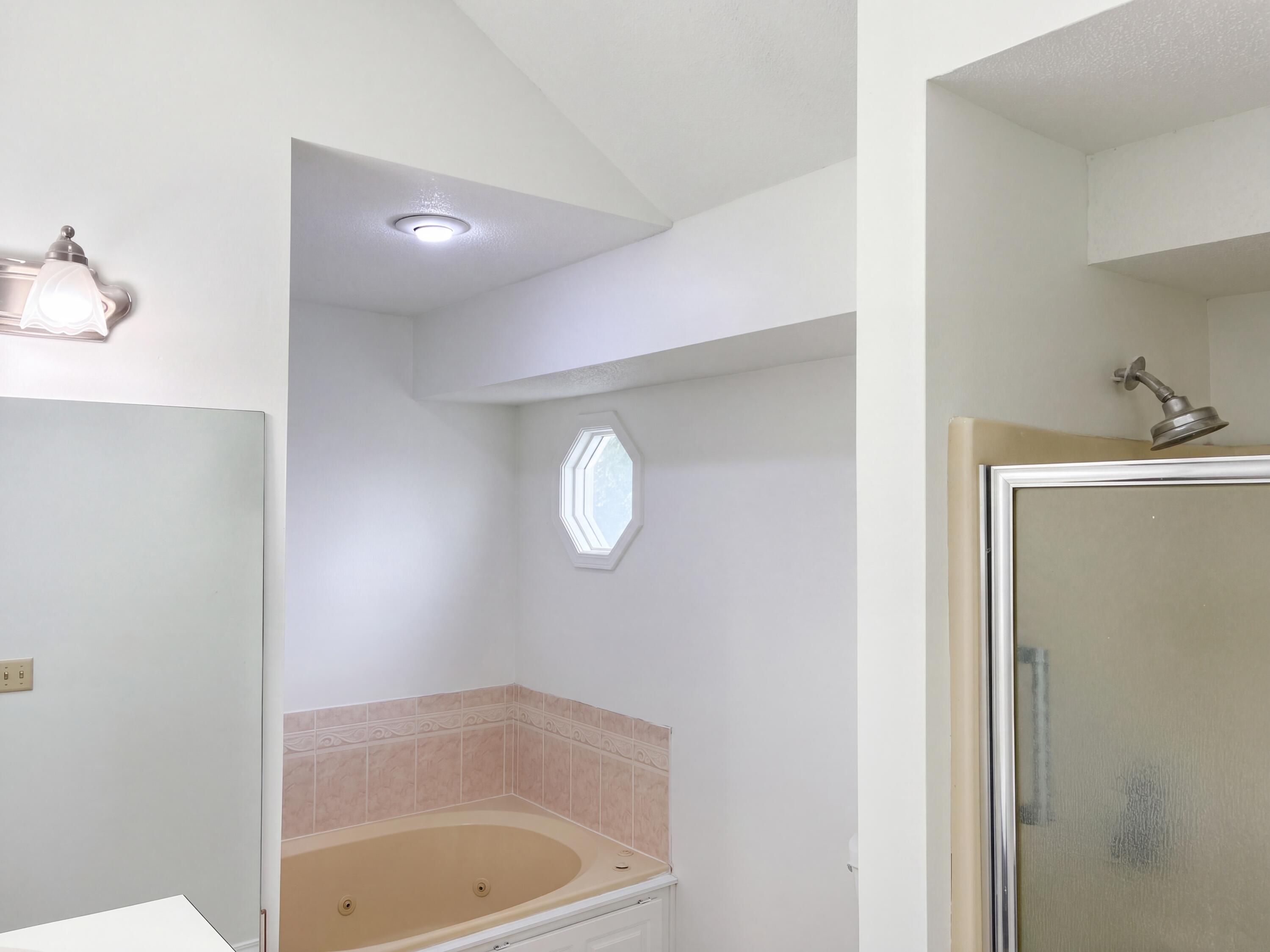 3651 South Meadowlark Avenue Property Photo 14