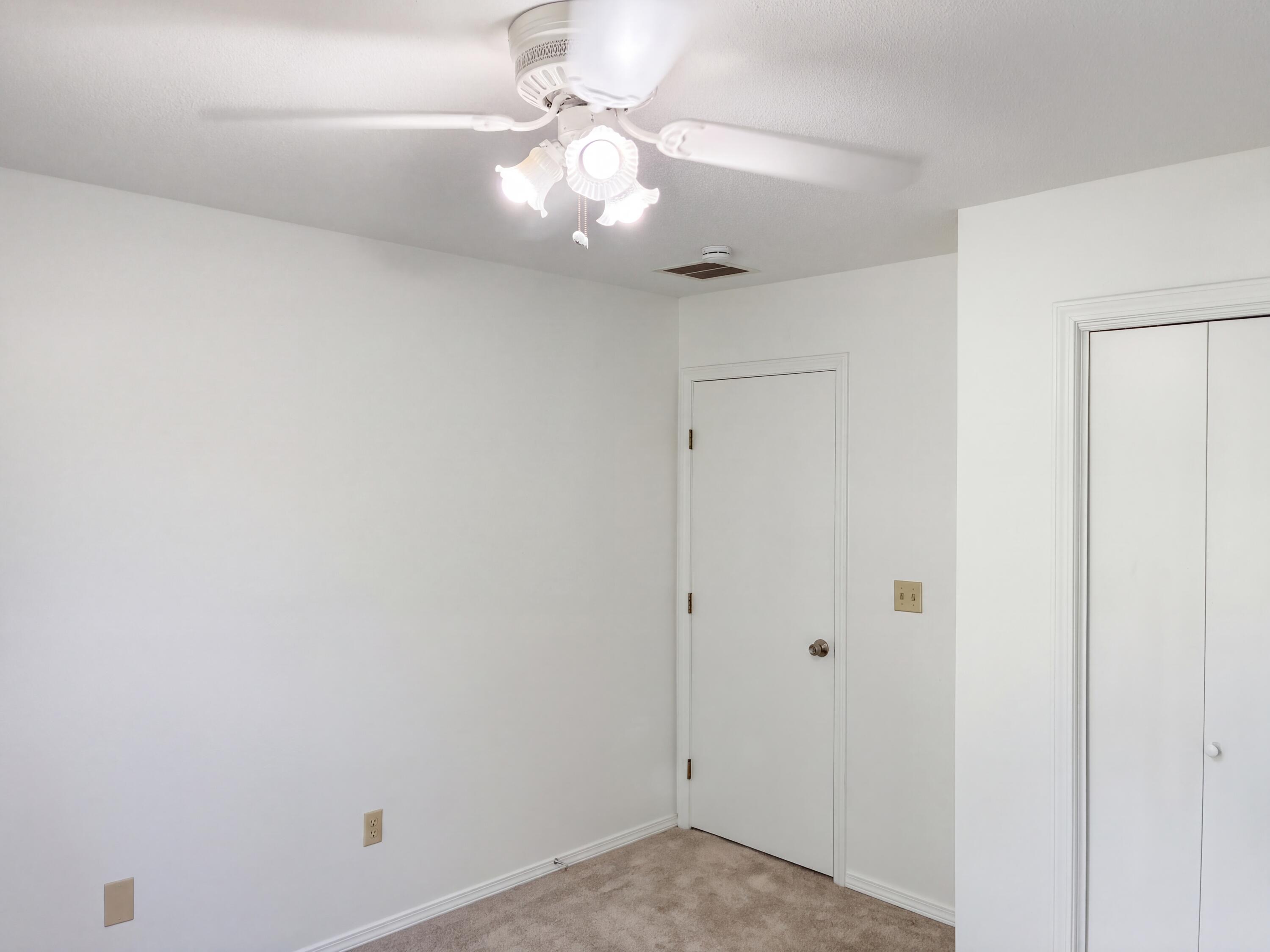 3651 South Meadowlark Avenue Property Photo 20