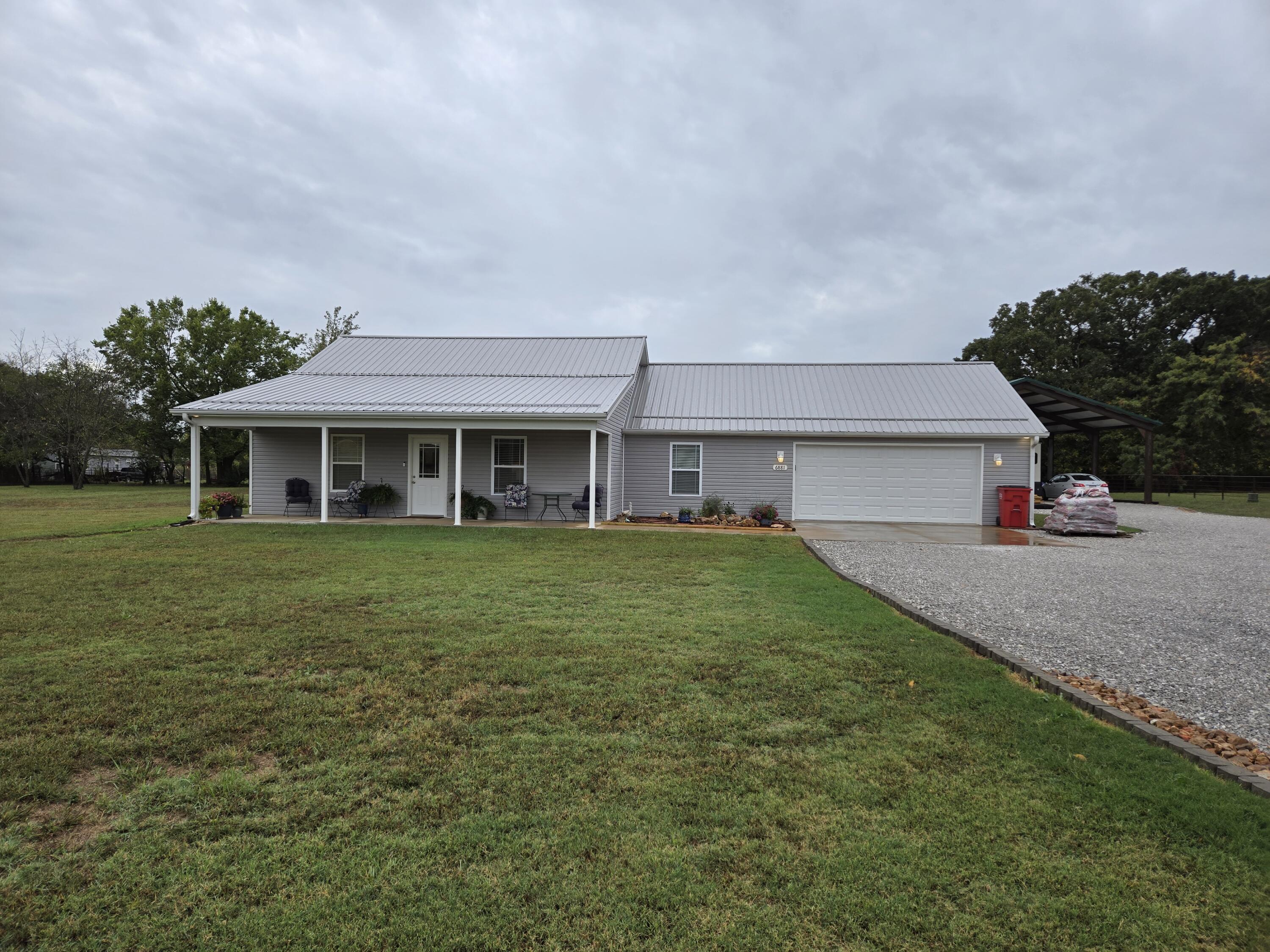 6881 Filly Lane Property Photo 1