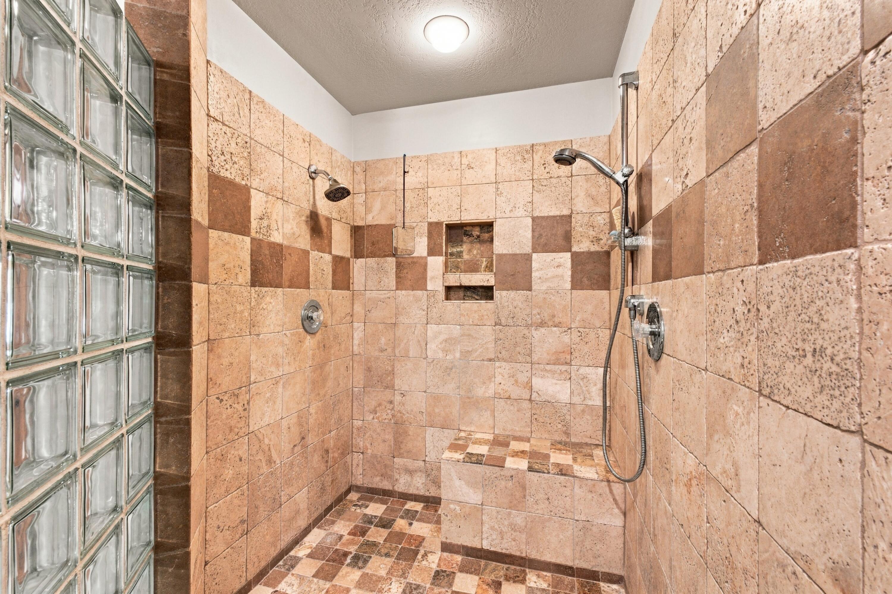 4915 East Royal Drive Property Photo 18
