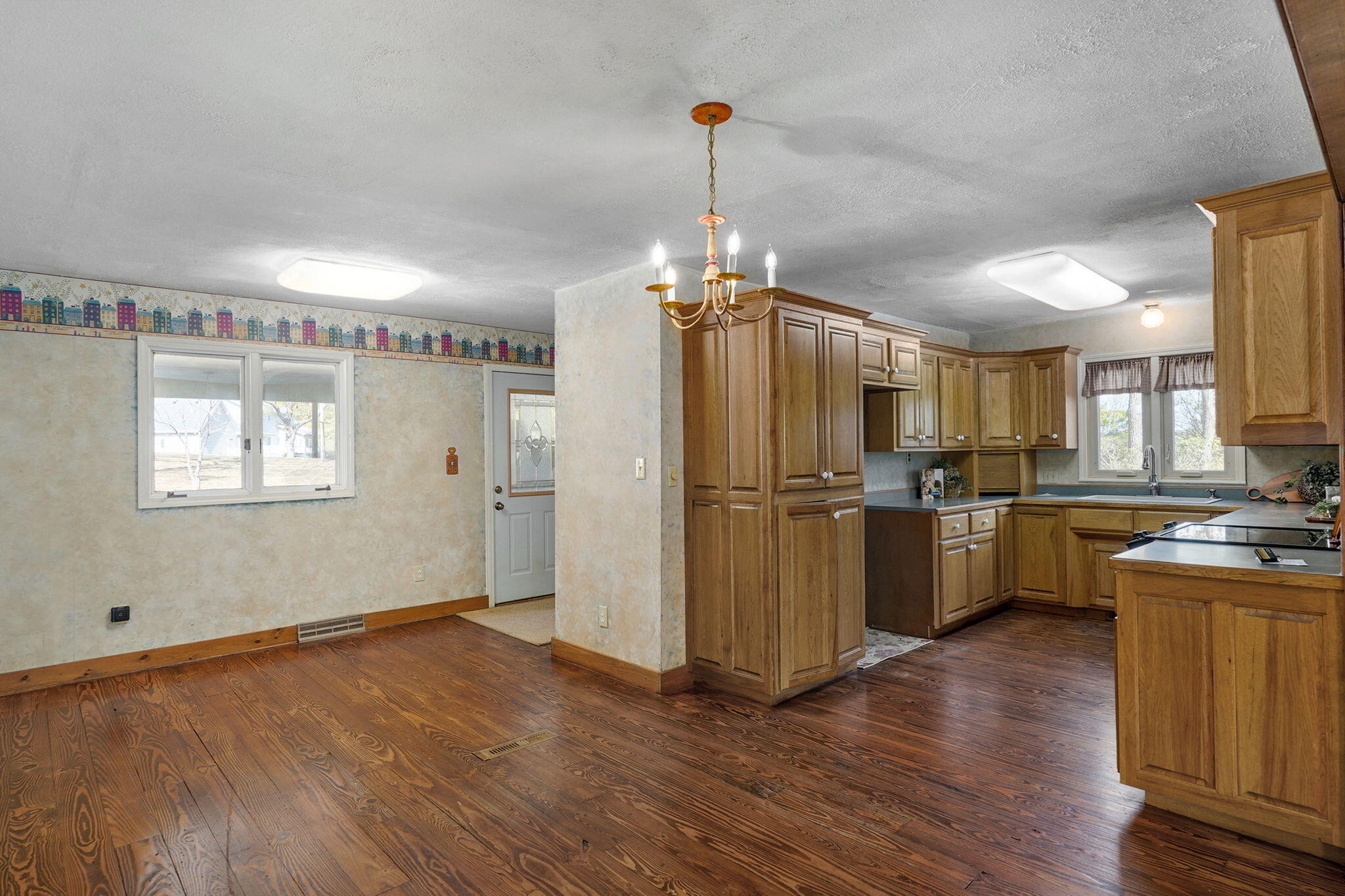 4005 West Farm Road 6 Property Photo 13
