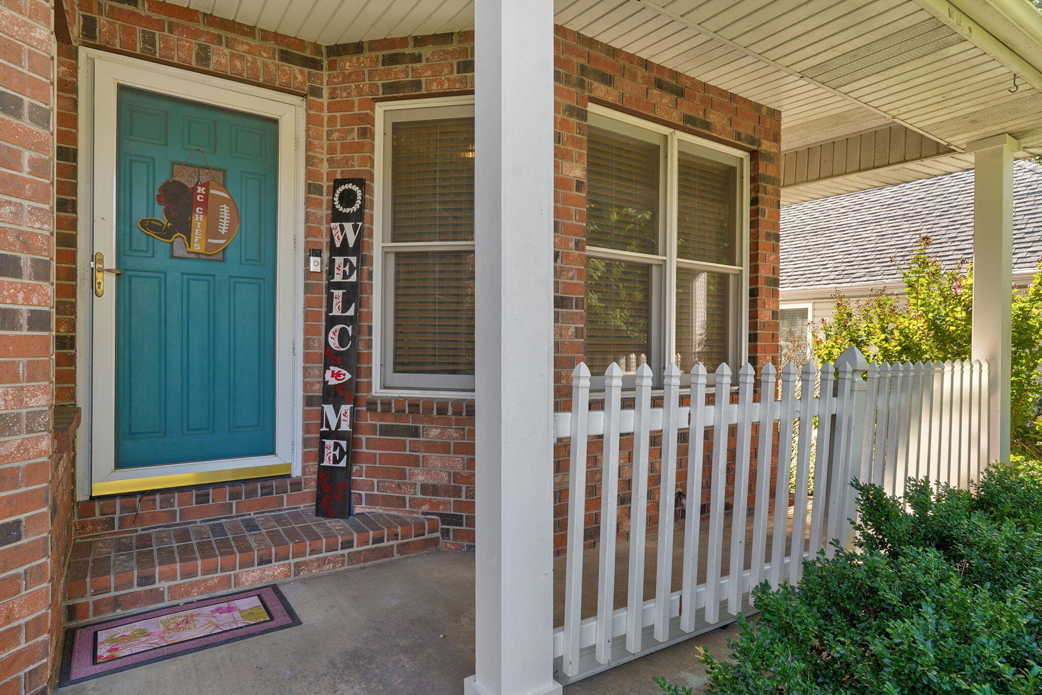 5102 South Elizabeth Avenue Property Photo 6
