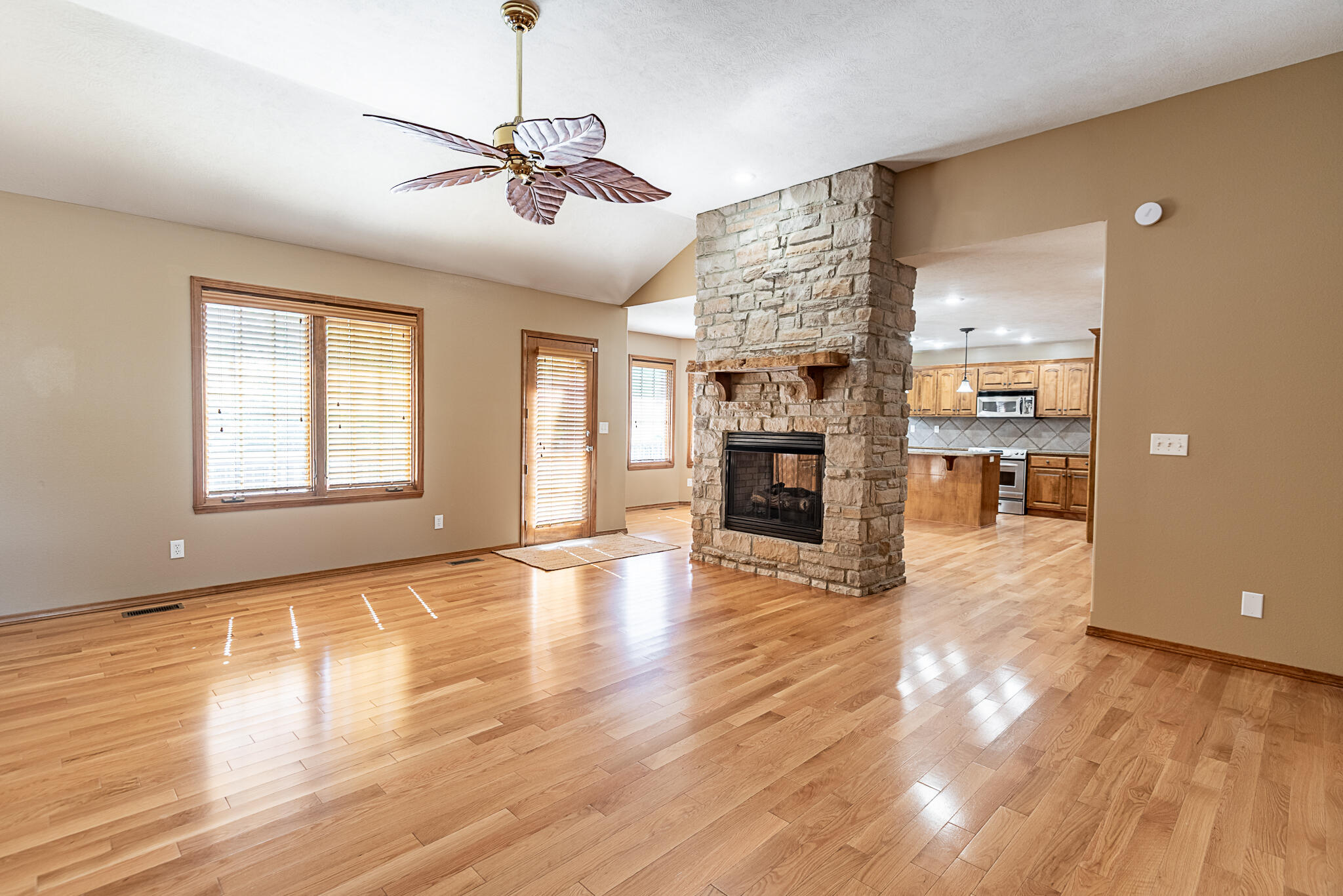 2014 West Village Terrace Property Photo 6