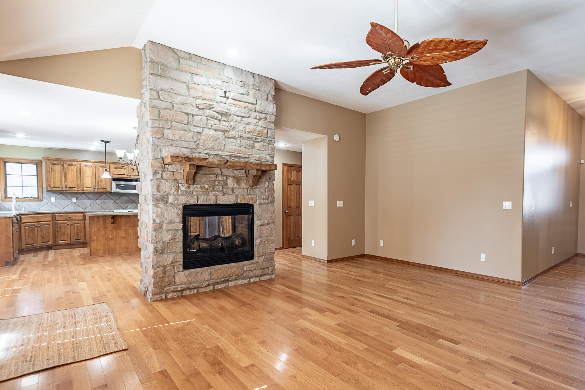 2014 West Village Terrace Property Photo 9