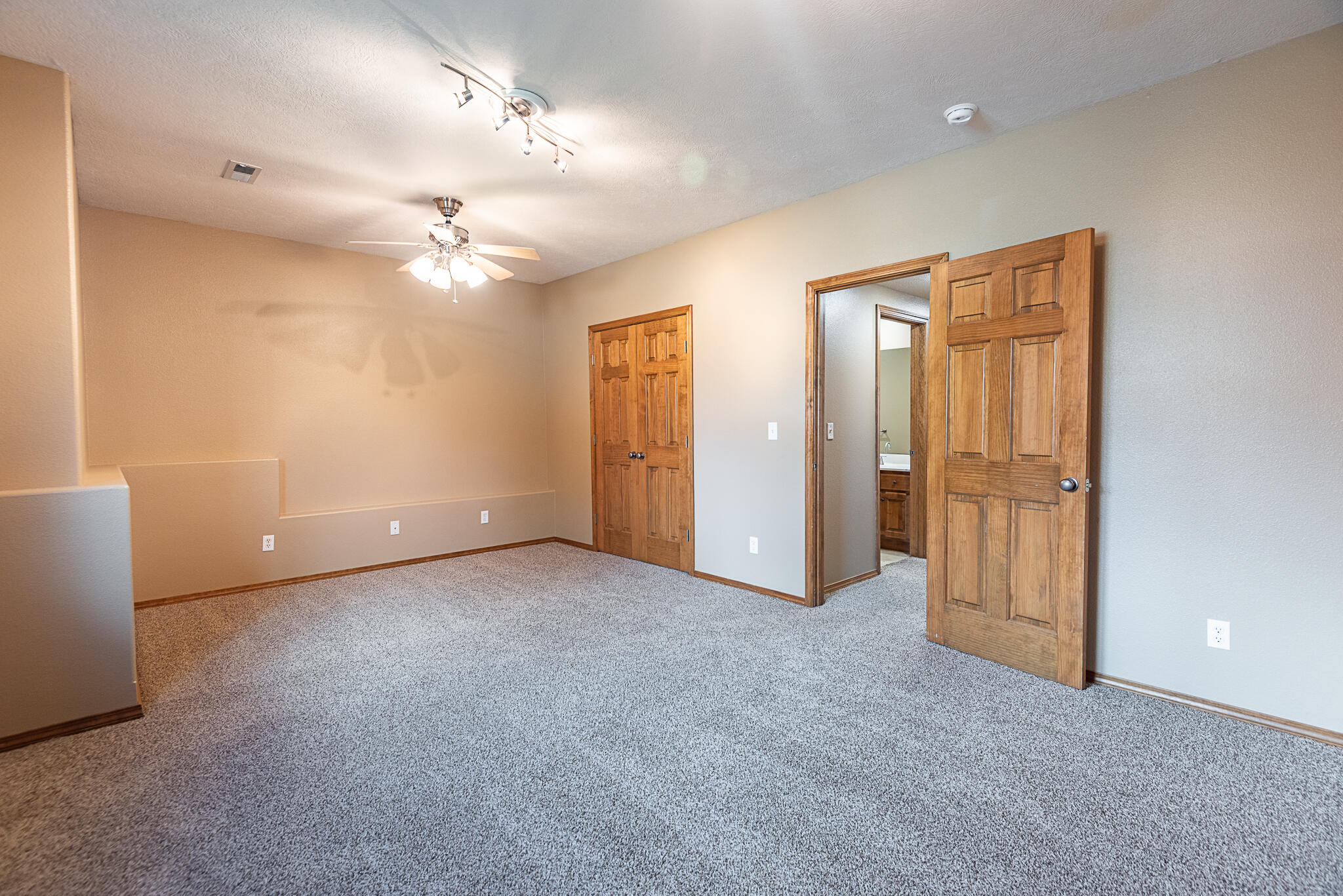 2014 West Village Terrace Property Photo 42