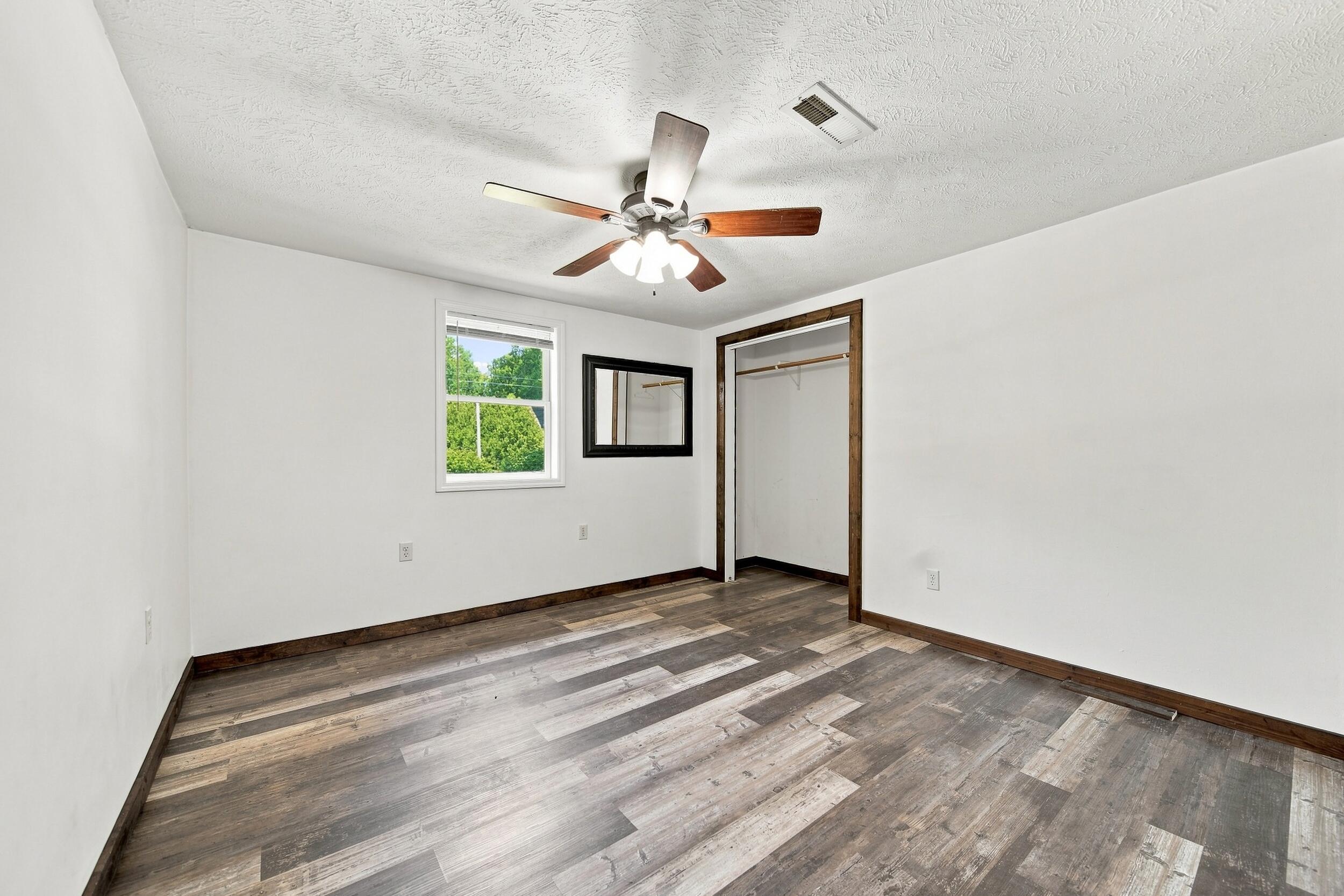2228 East Huntington Street Property Photo 11