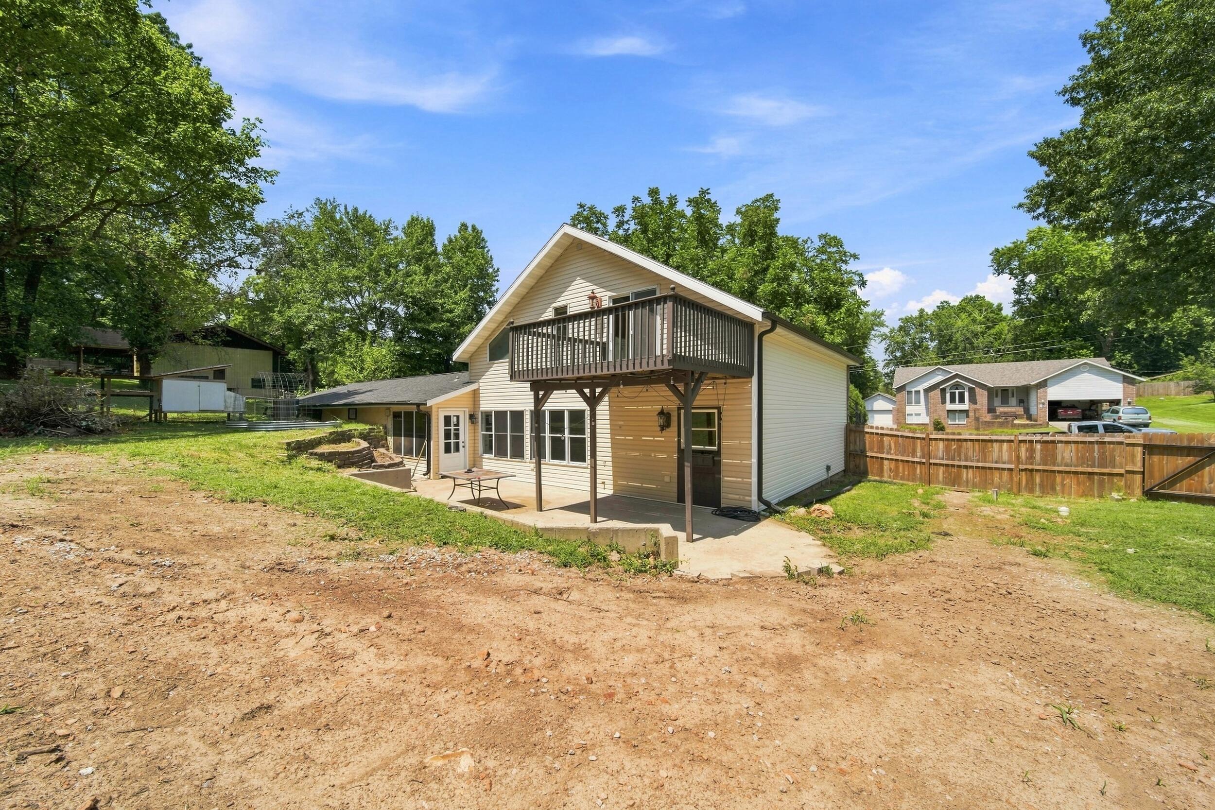 2228 East Huntington Street Property Photo 38
