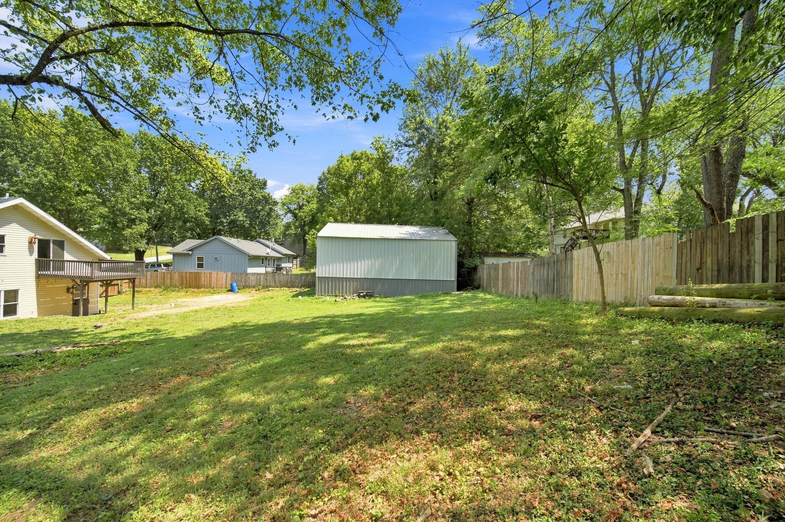 2228 East Huntington Street Property Photo 41