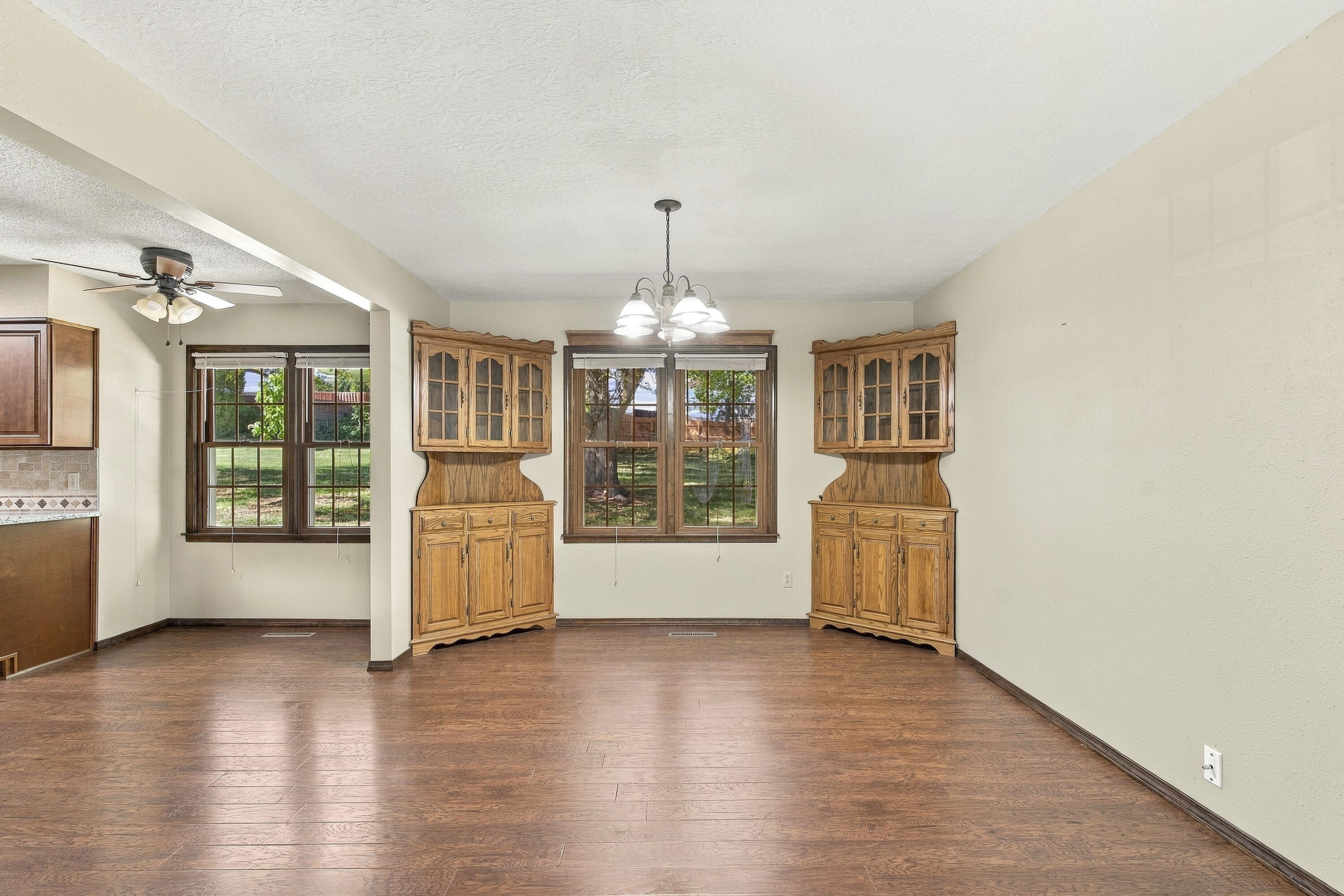 2527 South Camber Avenue Property Photo 11