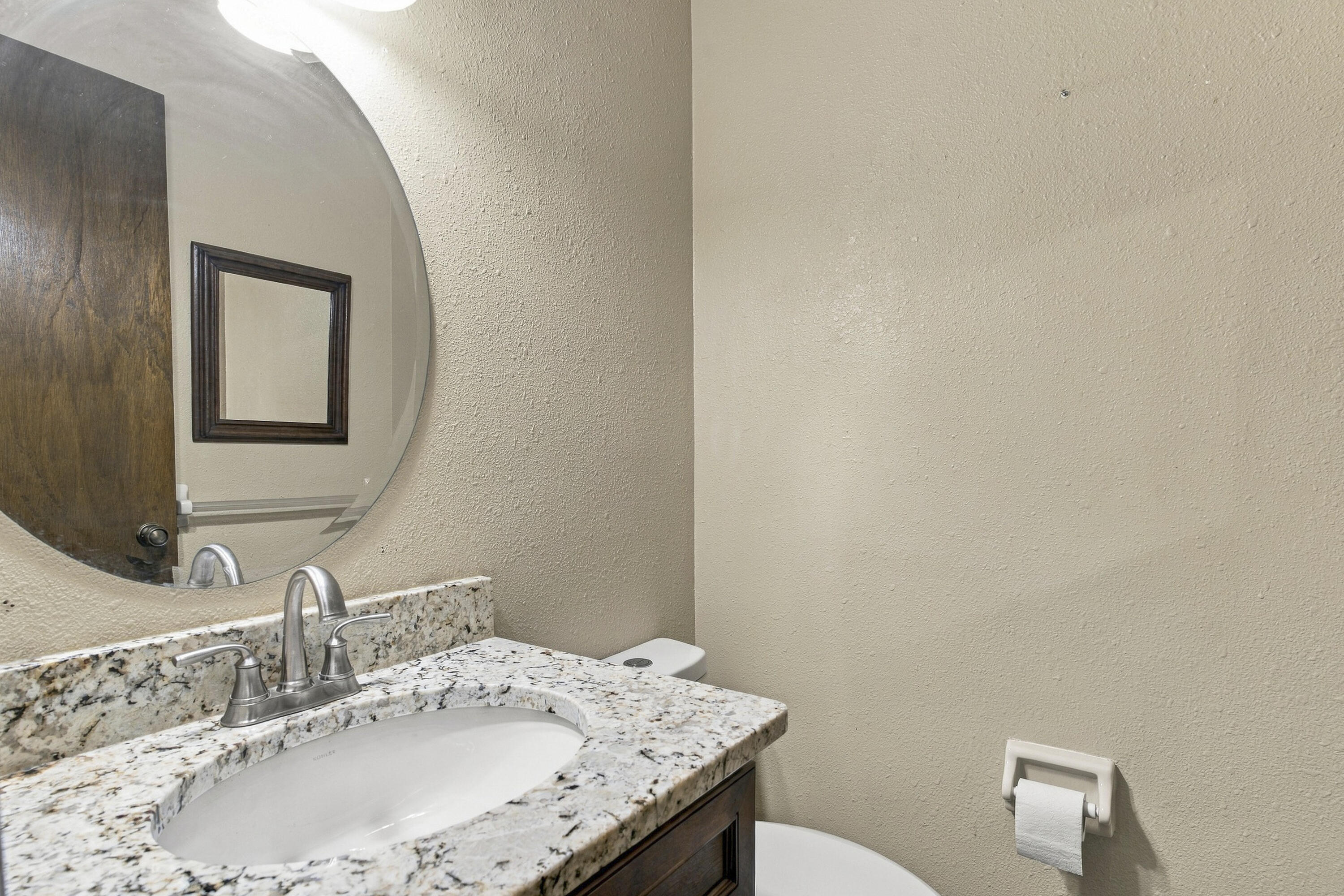 2527 South Camber Avenue Property Photo 19