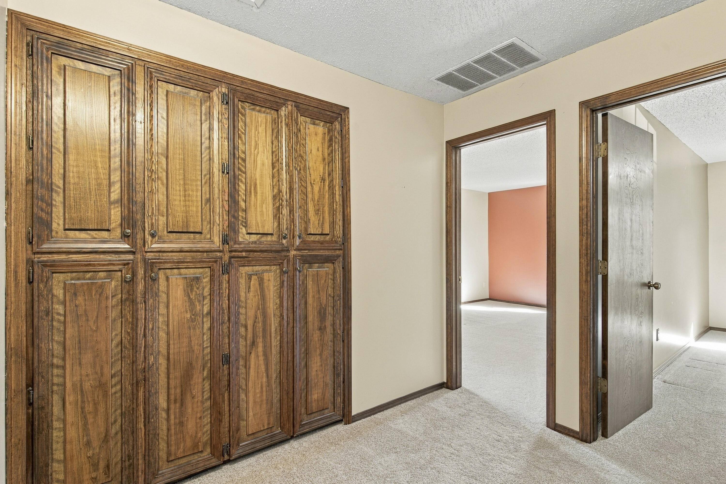 2527 South Camber Avenue Property Photo 20
