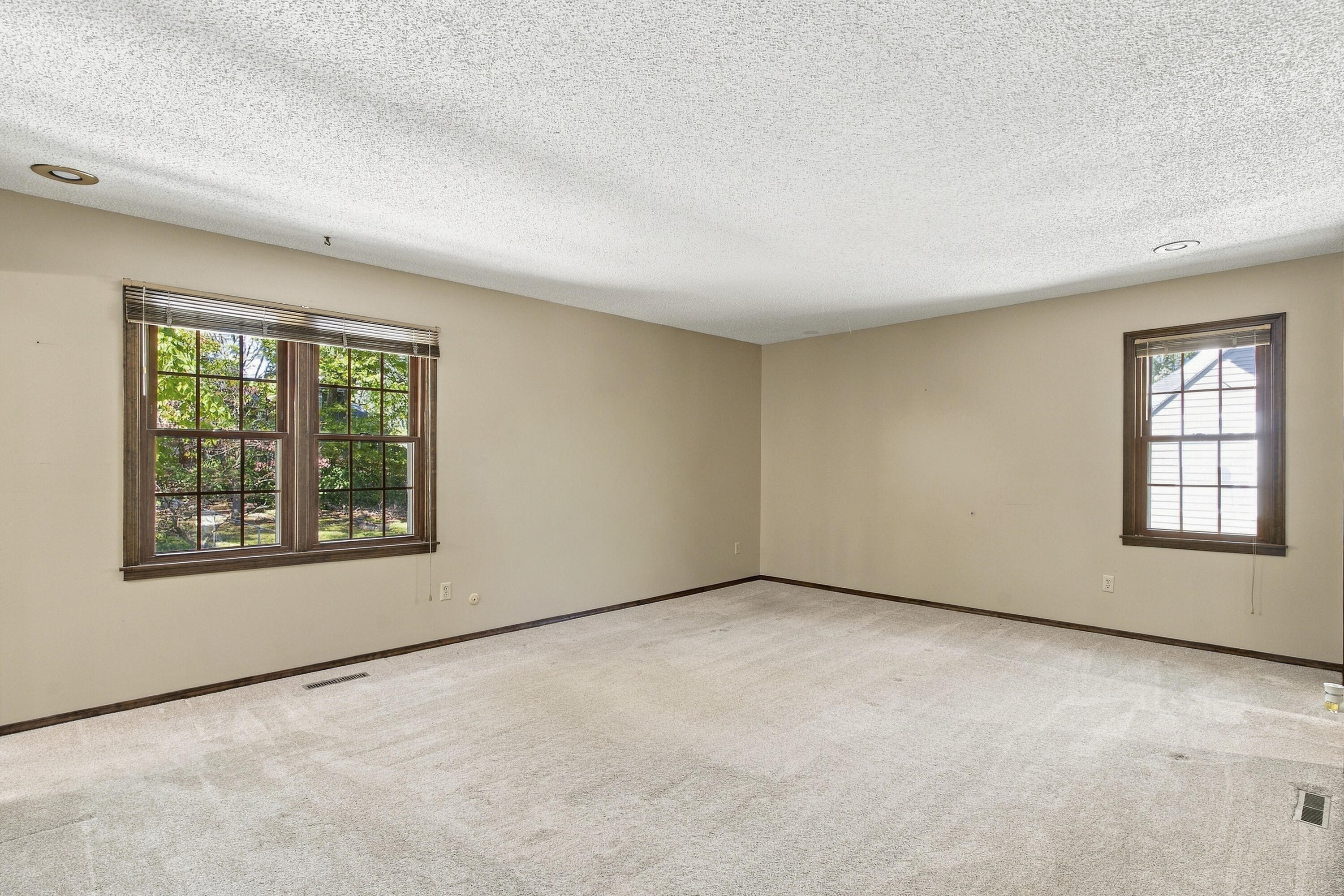 2527 South Camber Avenue Property Photo 21