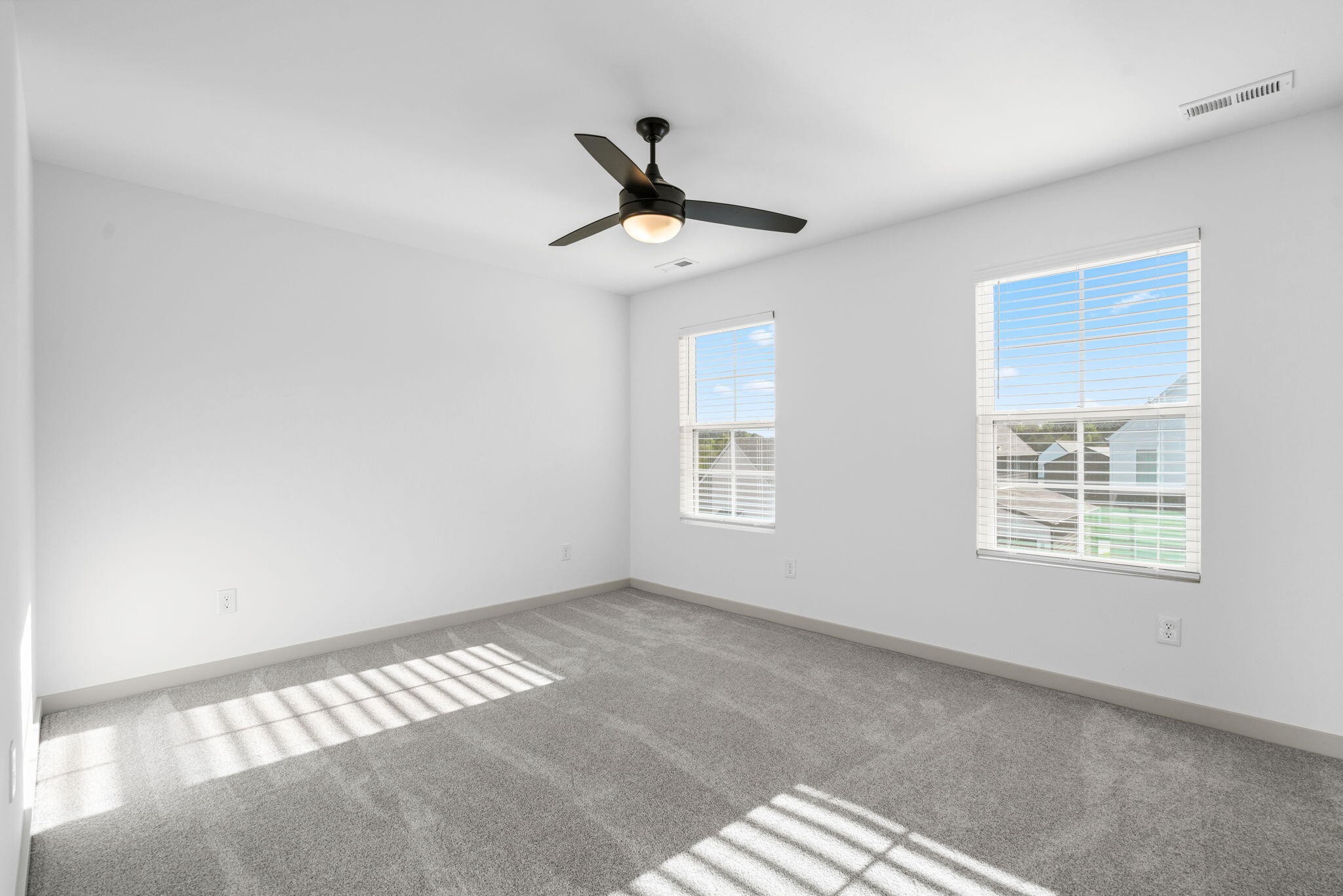 5716 South Southwind Avenue Property Photo 30