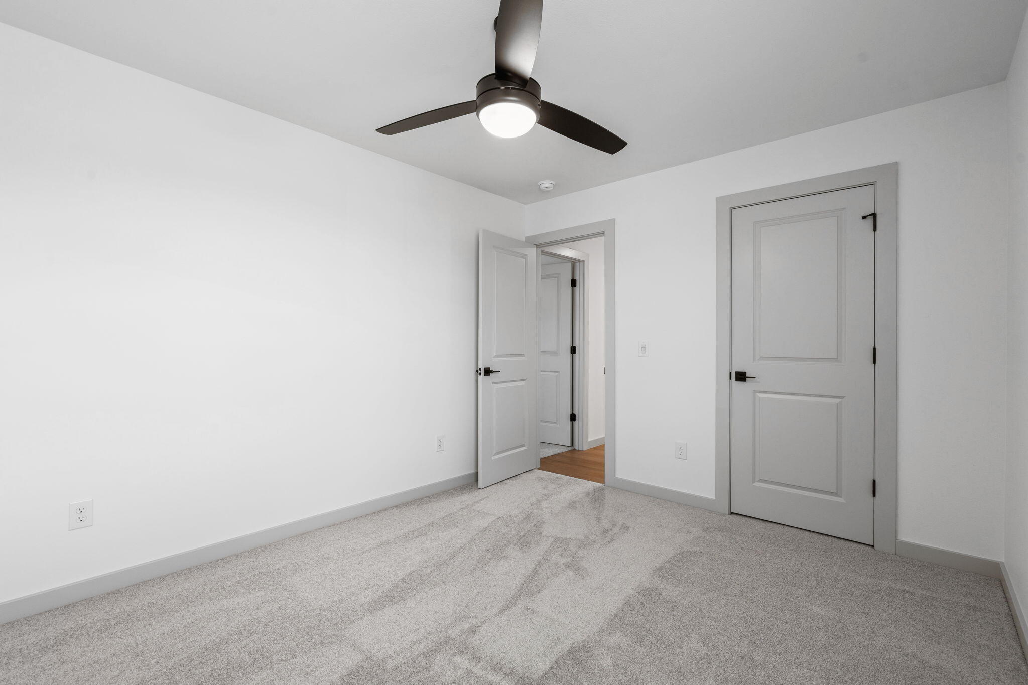 5716 South Southwind Avenue Property Photo 38