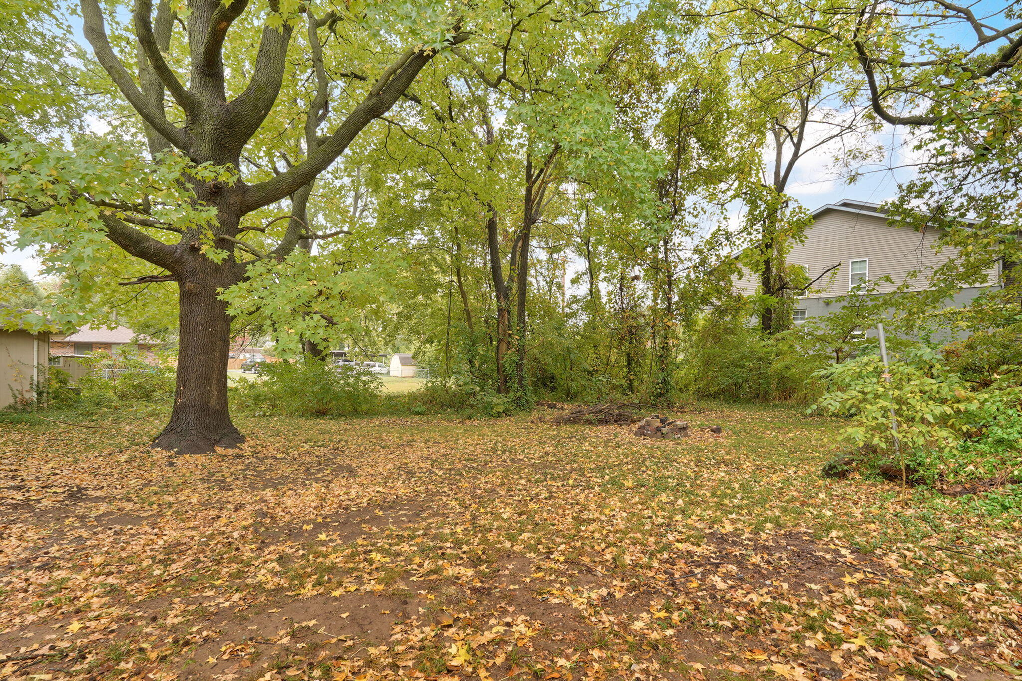 2000 East Elm Street Property Photo 26