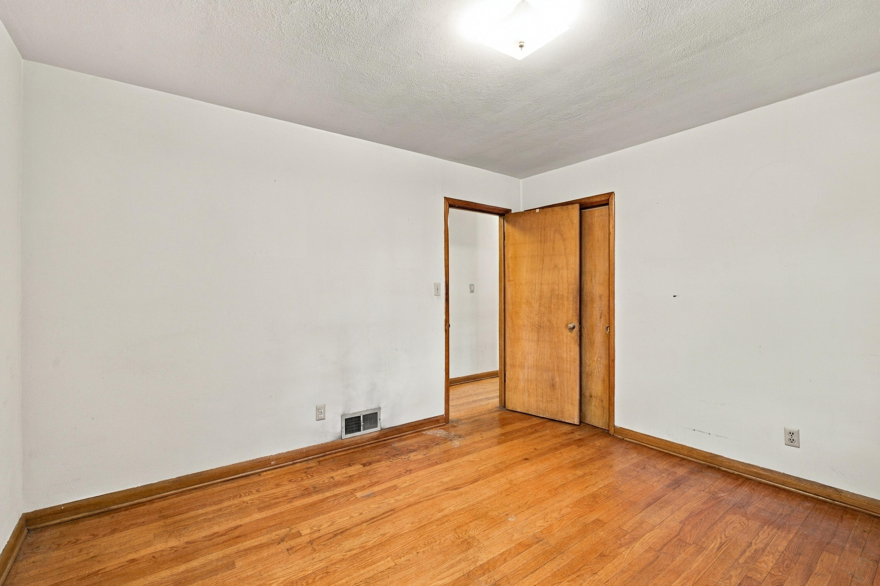 5356 County Road 8800 Property Photo 18