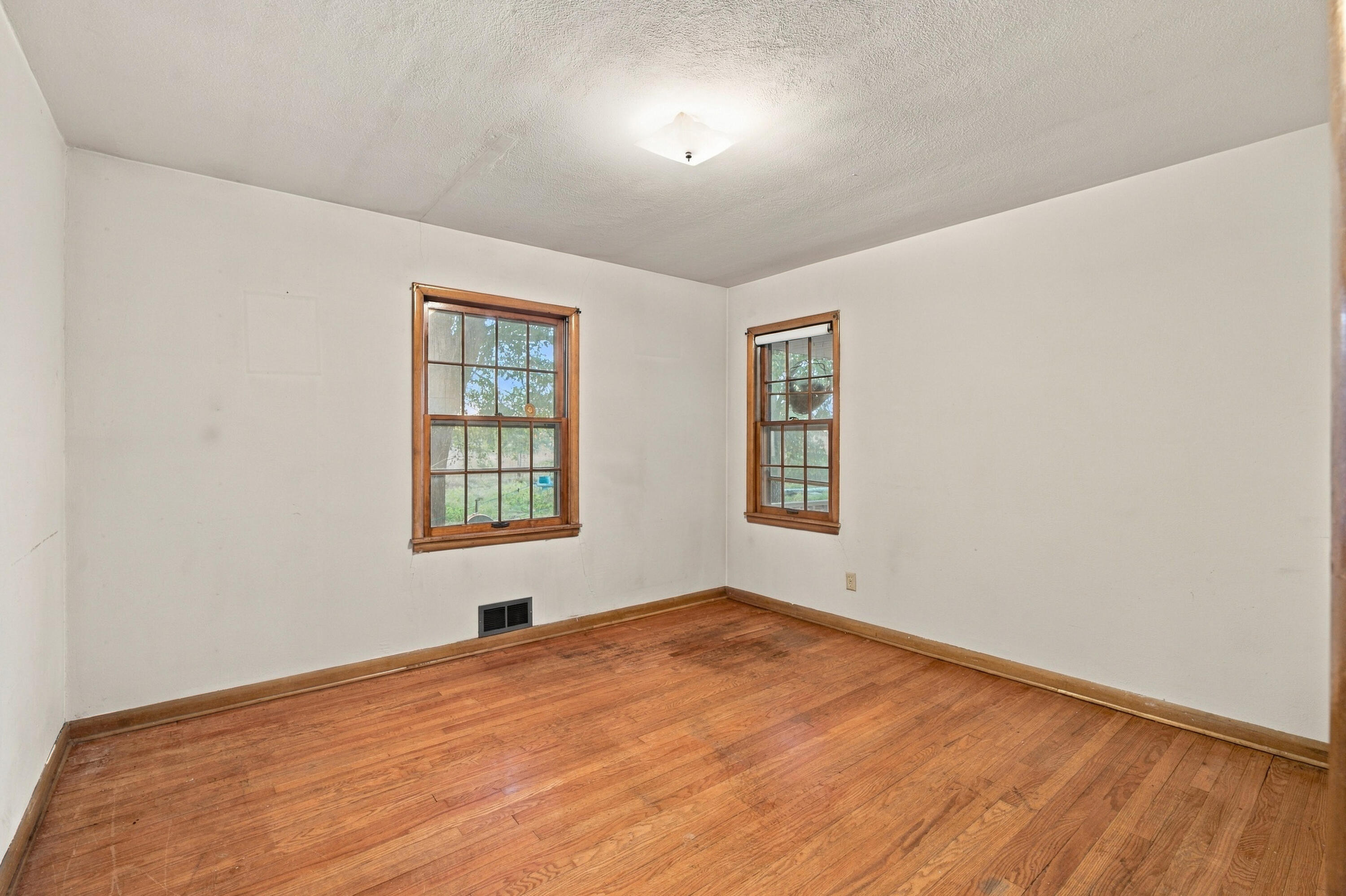 5356 County Road 8800 Property Photo 19
