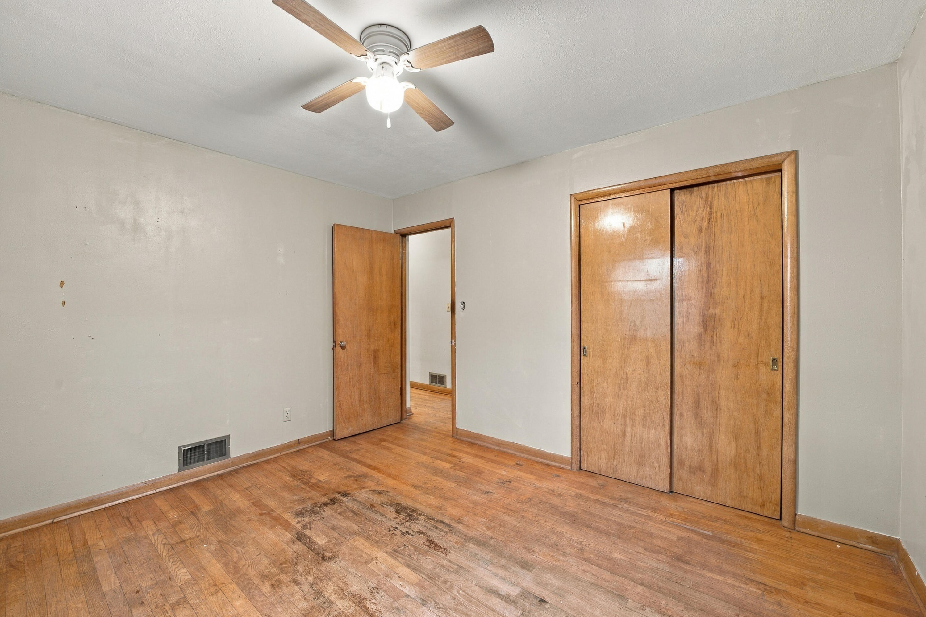 5356 County Road 8800 Property Photo 24
