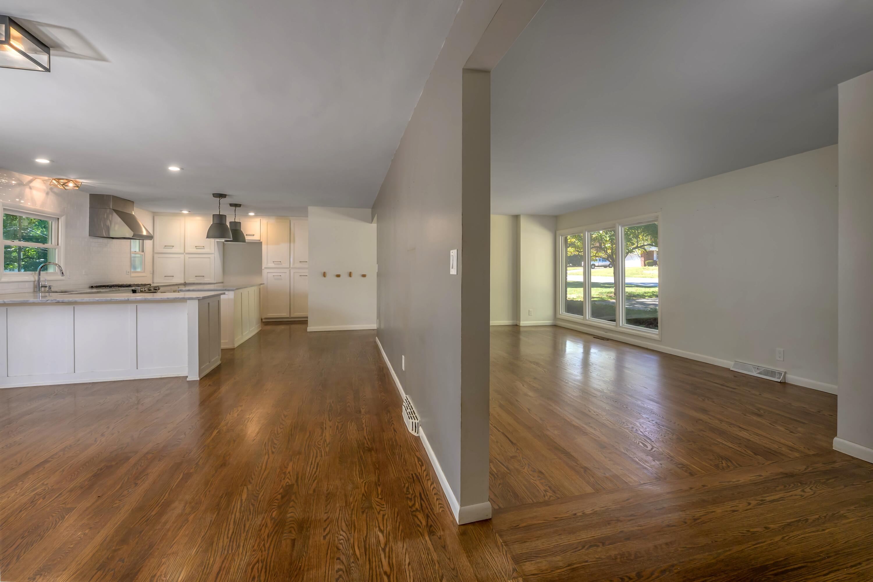 2258 East Mirabeau Street Property Photo 8