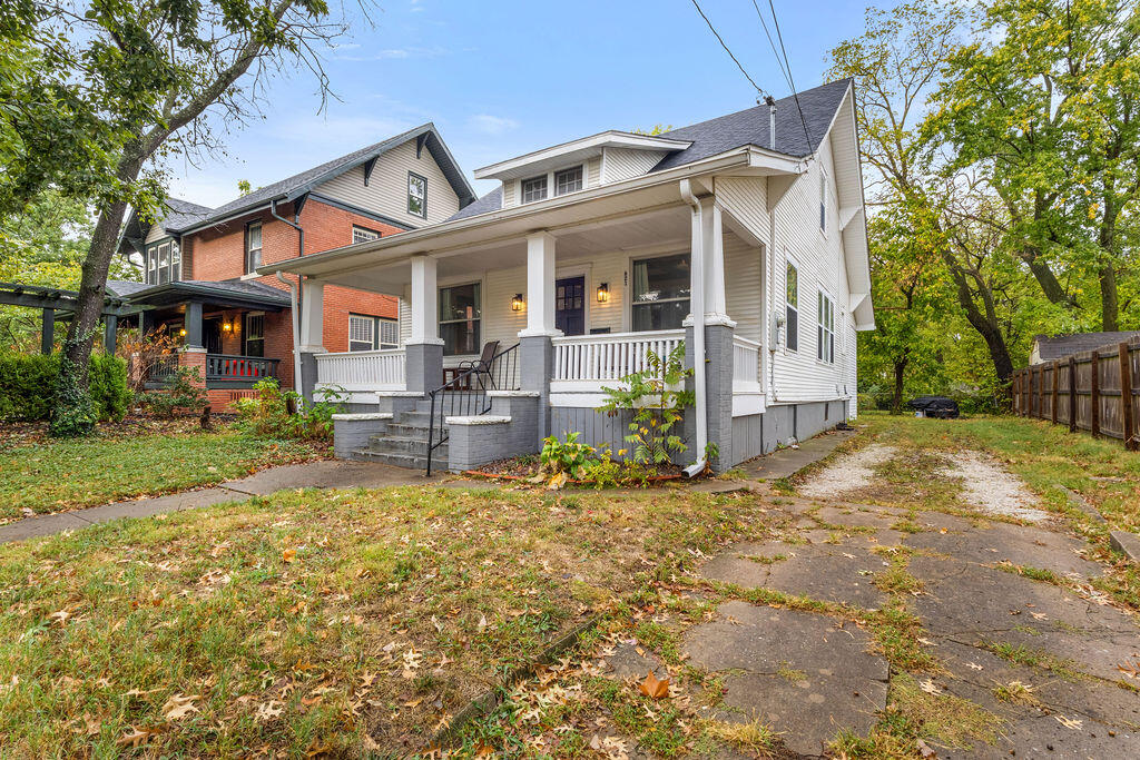 621 South Market Avenue Property Photo 31