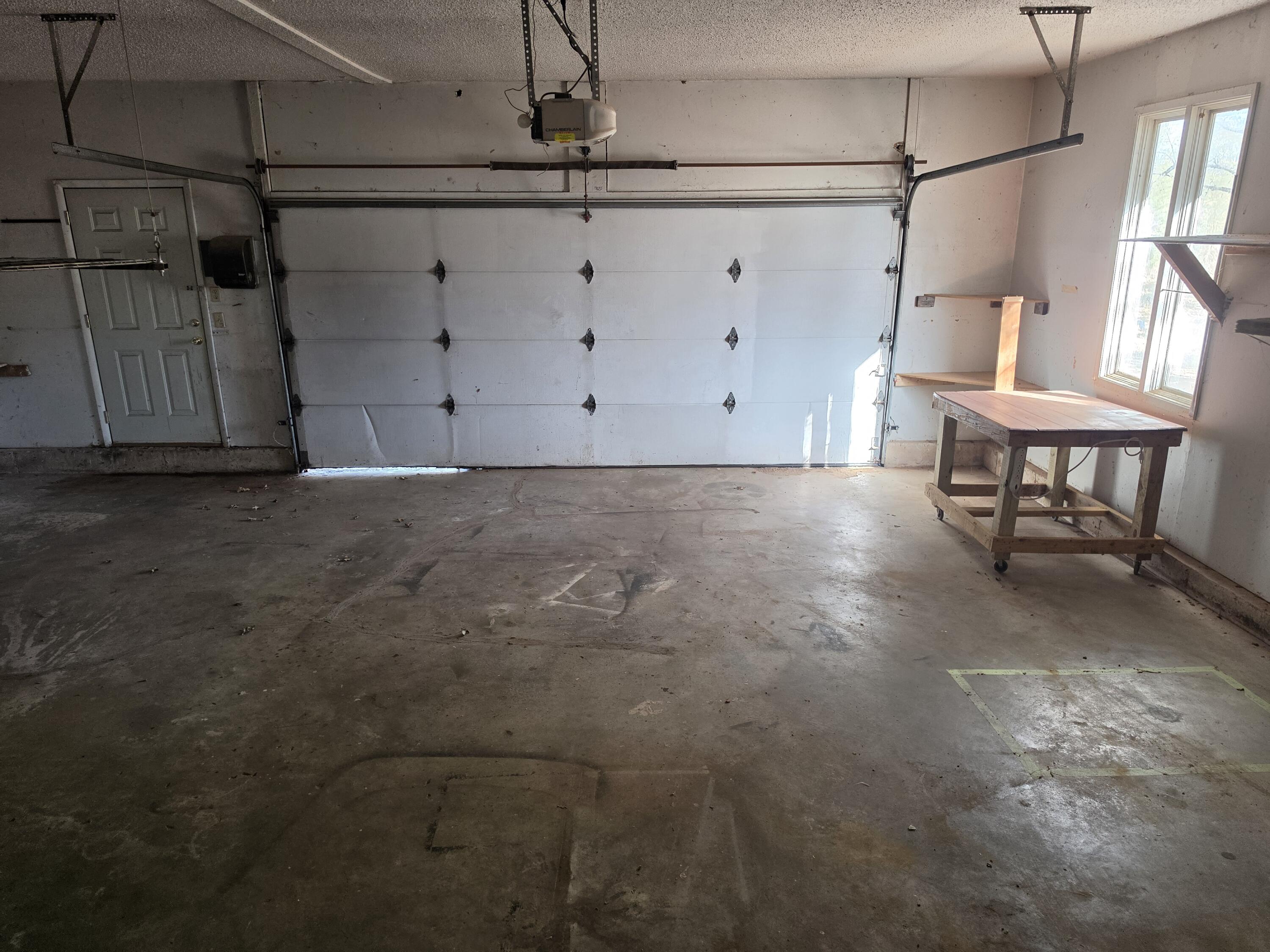 3905 West Farm Road 2 Property Photo 7